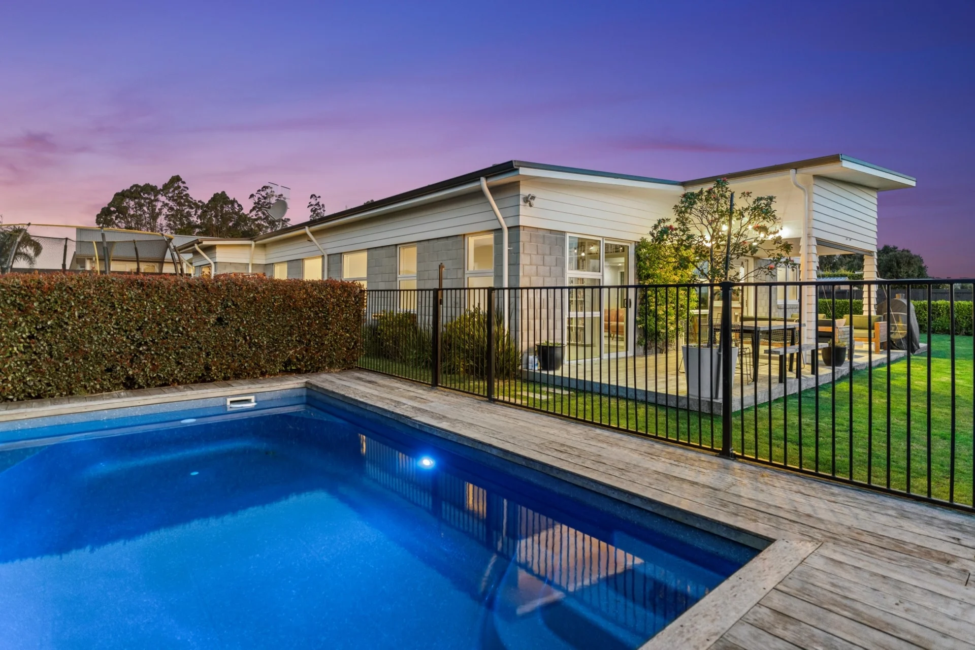 32 Mervyn Place