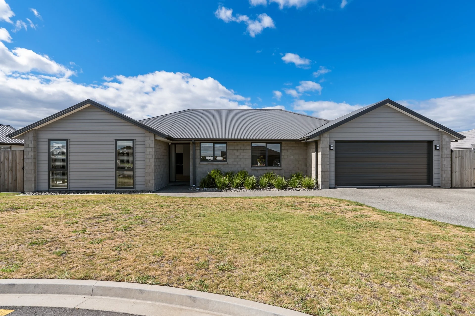 12 Kaiora Drive