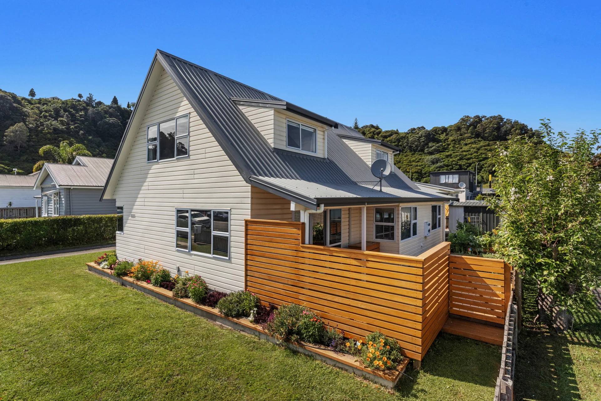 13 Simpkins Street