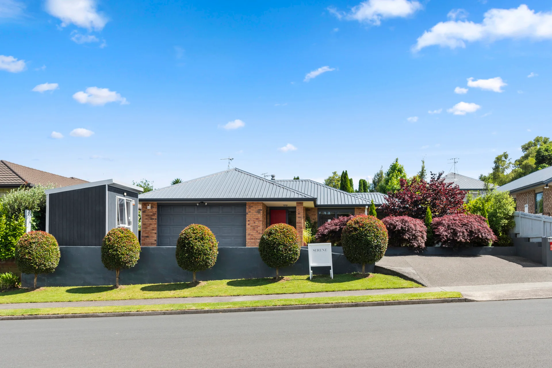 16 Rosella Drive