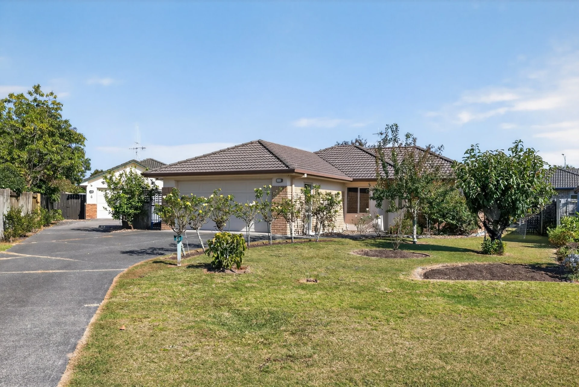 4 McLeod Place