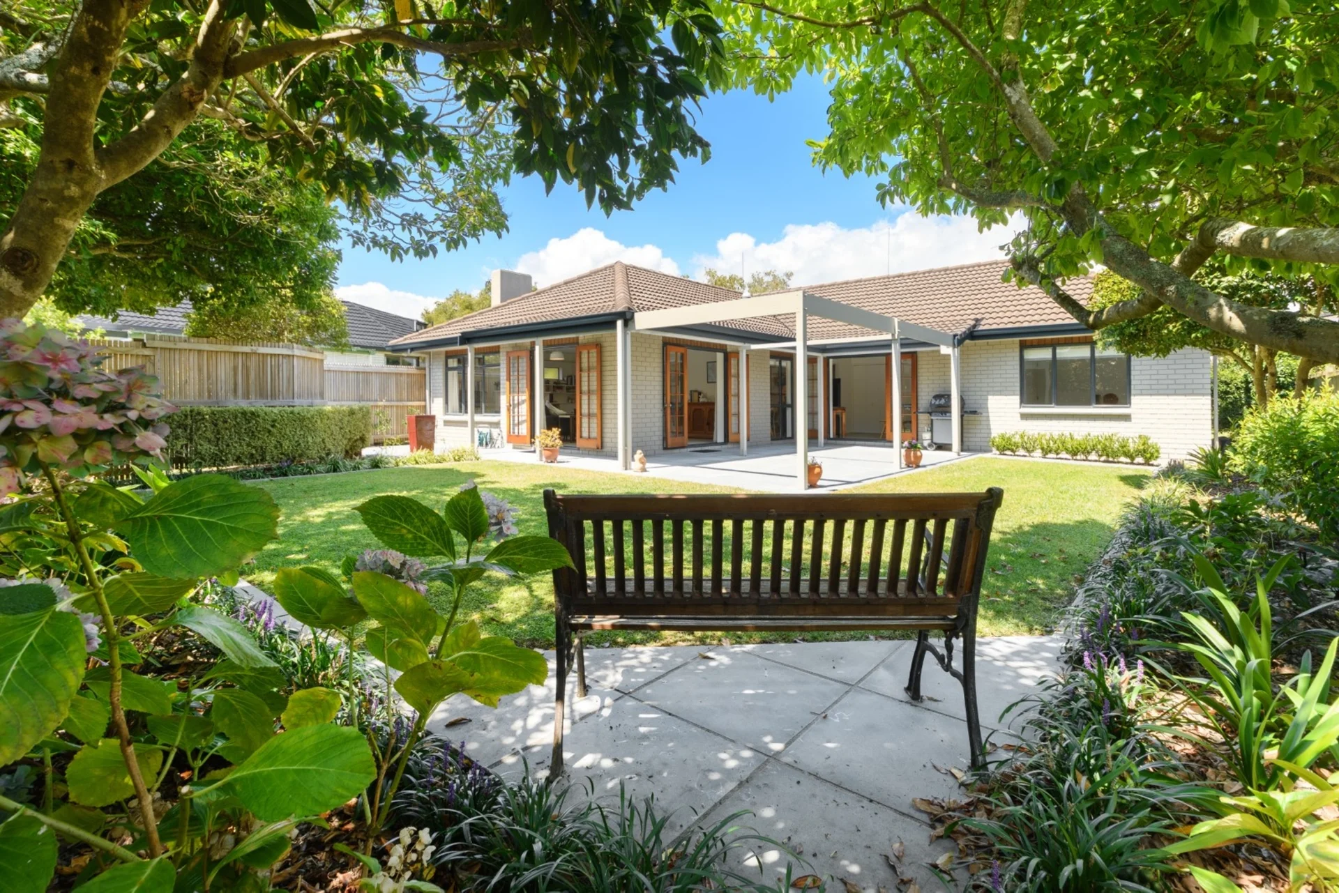 55 Kings Avenue