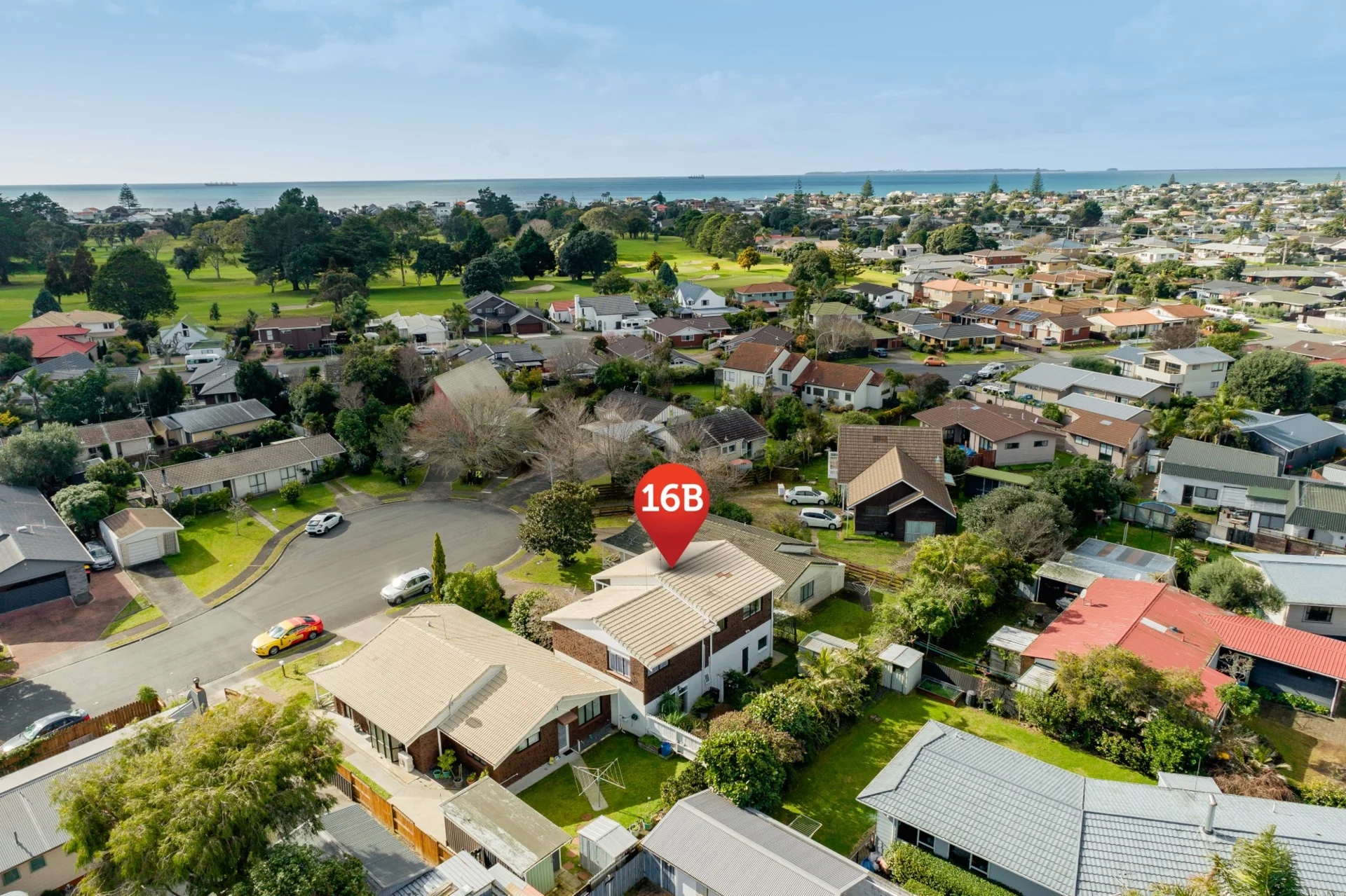 16B Kinross Place