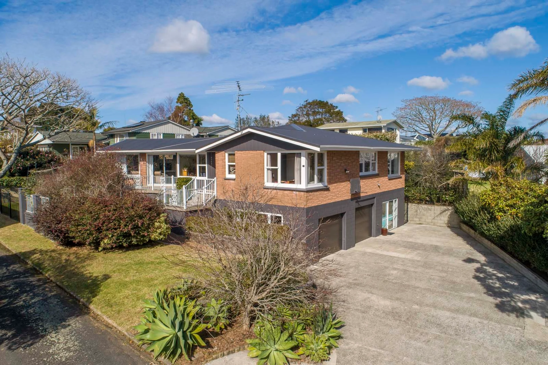 22 Andrew Place