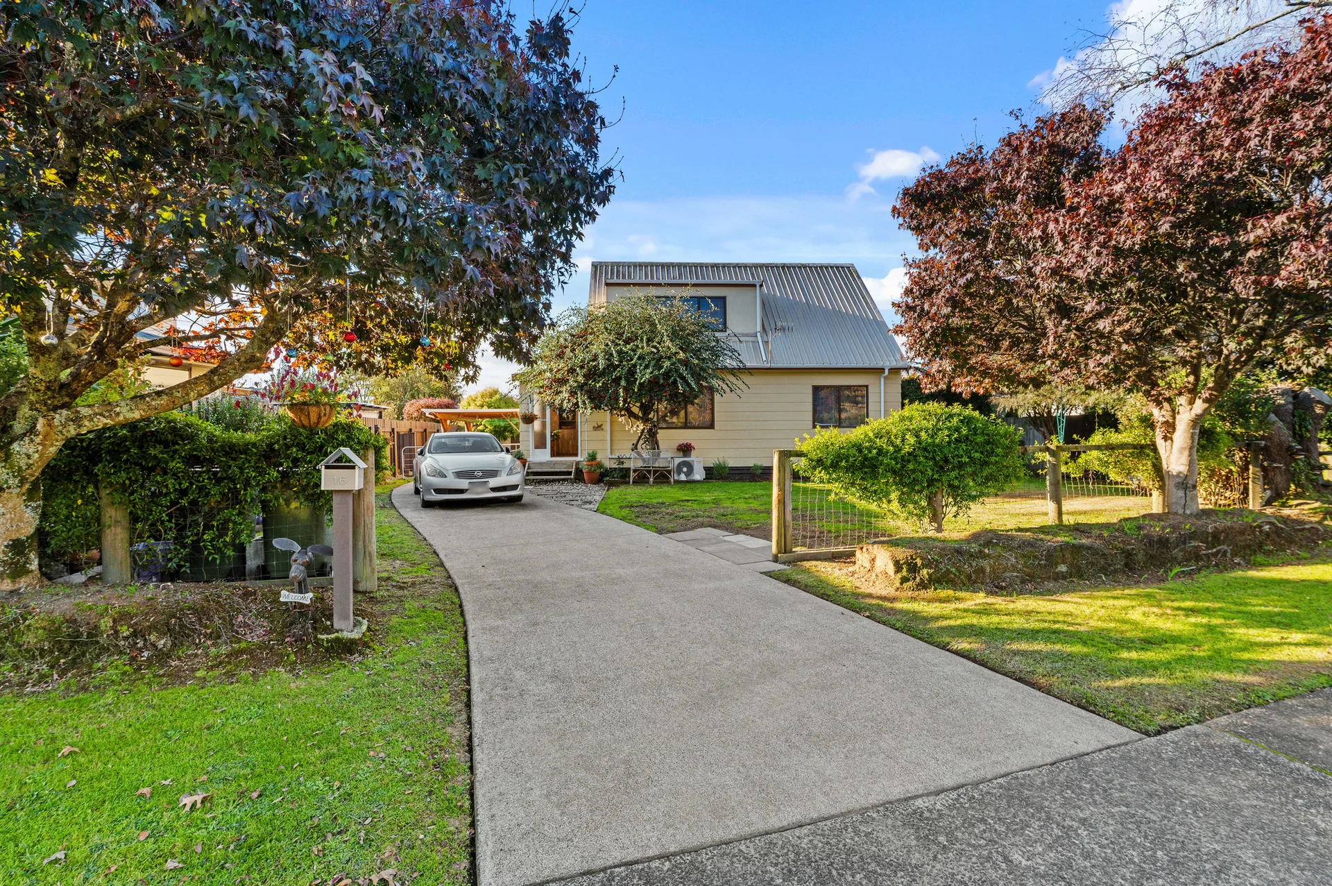 16 Brookdale Drive