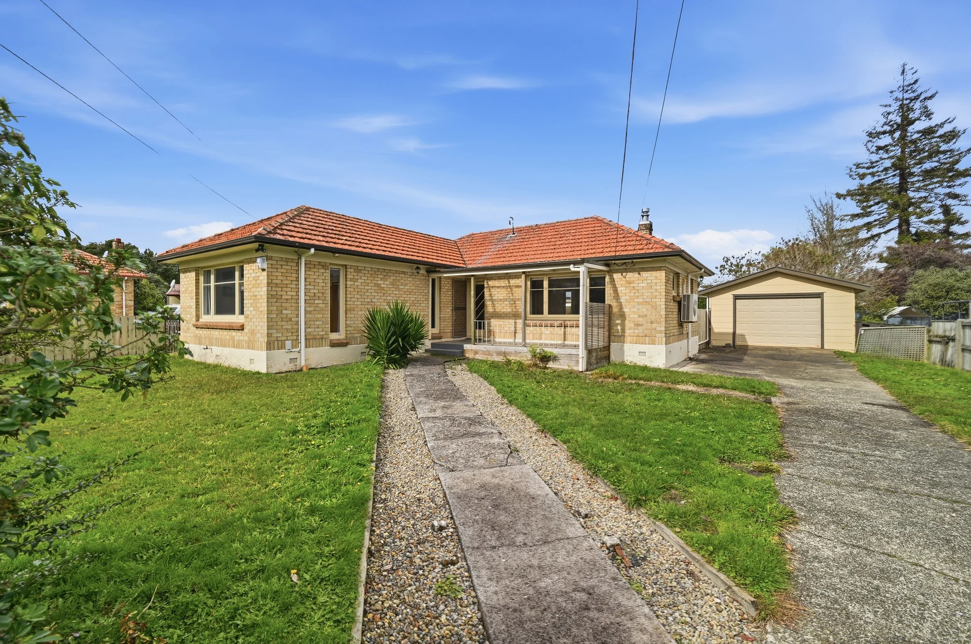 25 Russell Road
