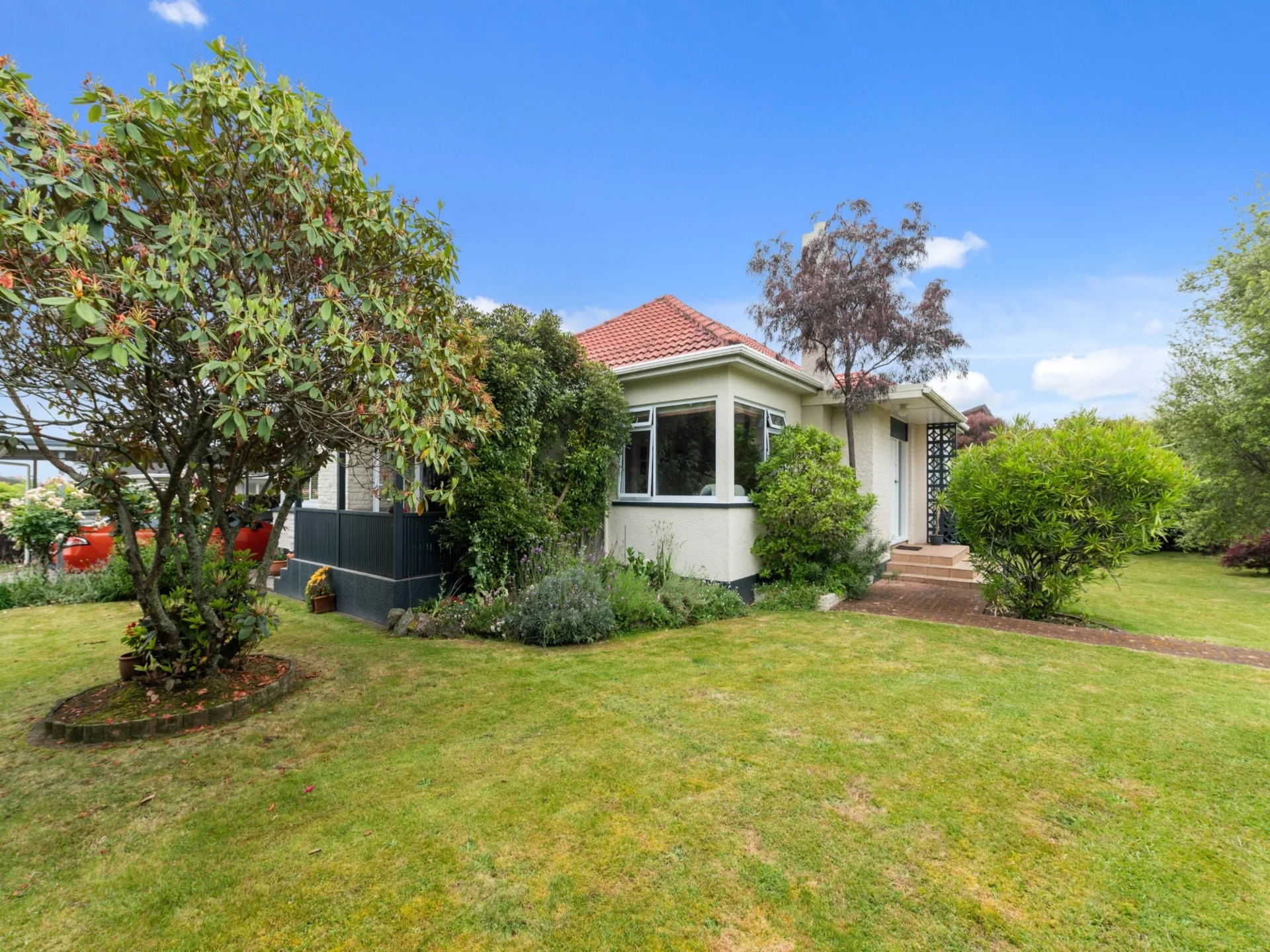 27A Grey Street