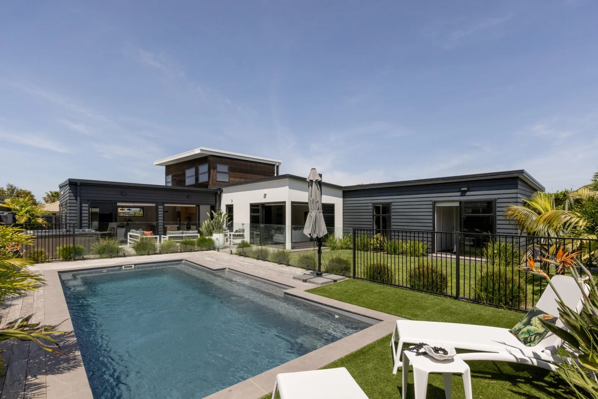 15 Cassinia Close