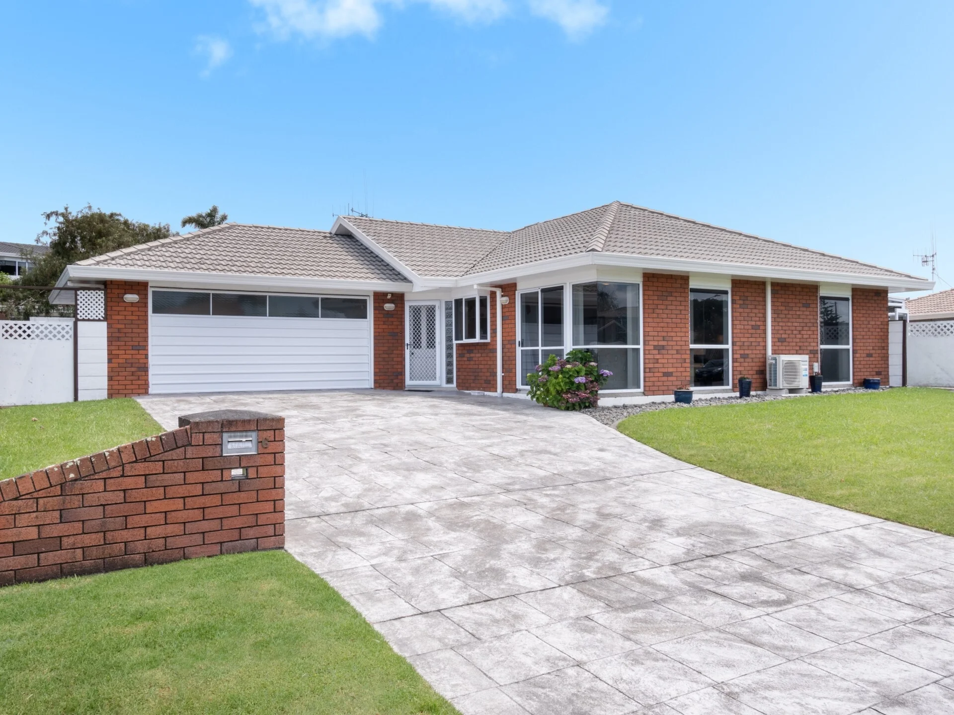 6 Laburnum Glen