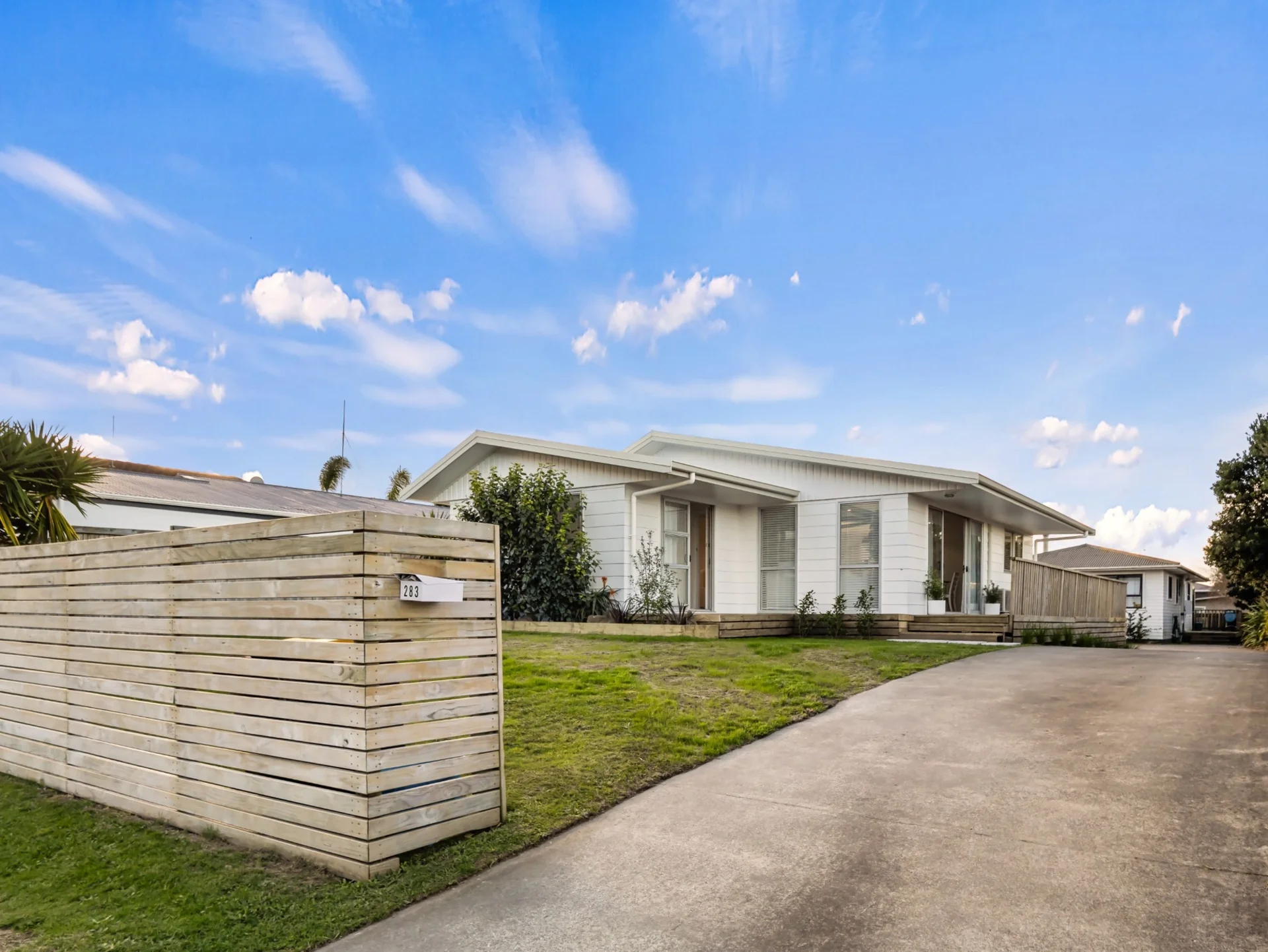 283 Dickson Road