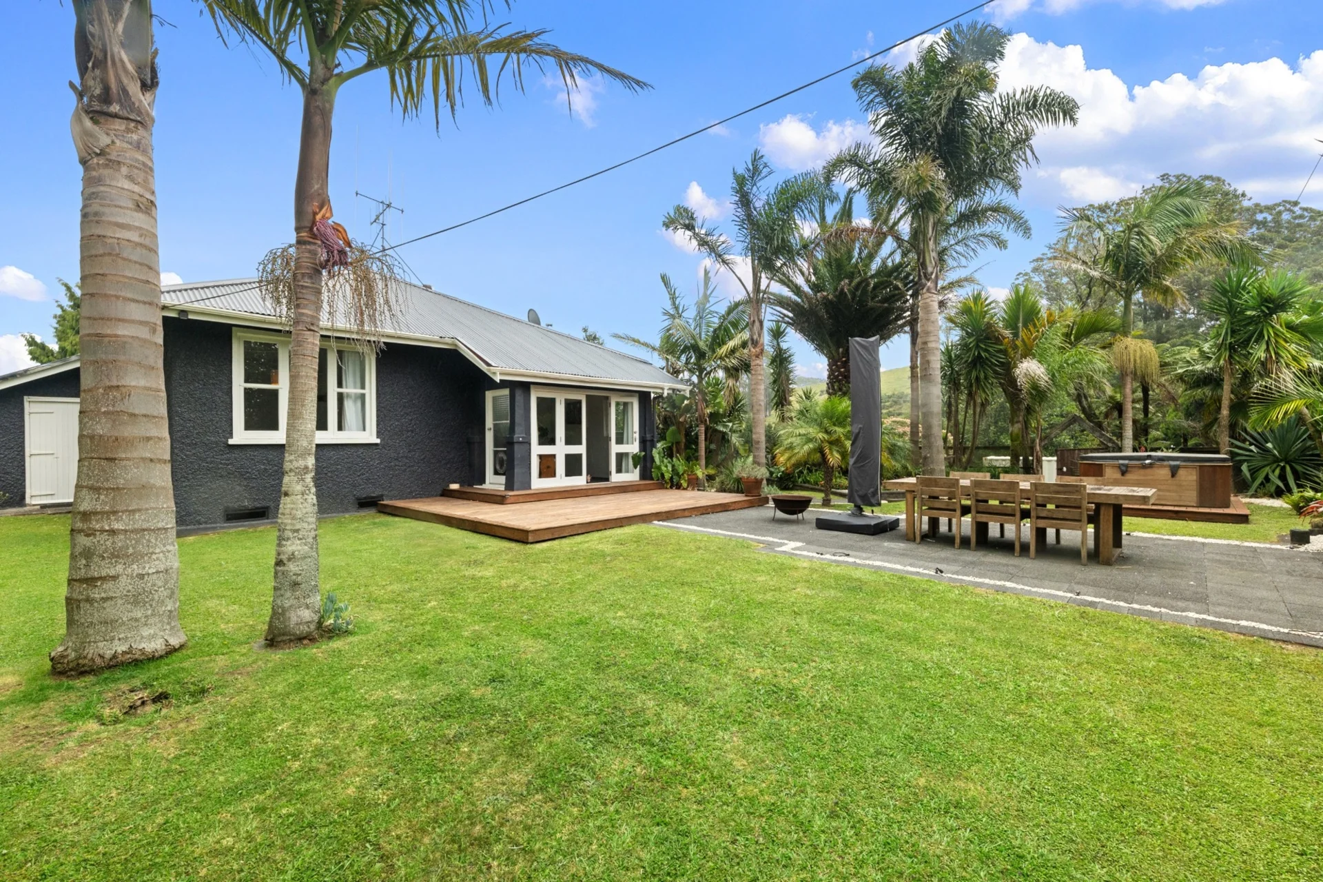 12 McLaren Falls Road