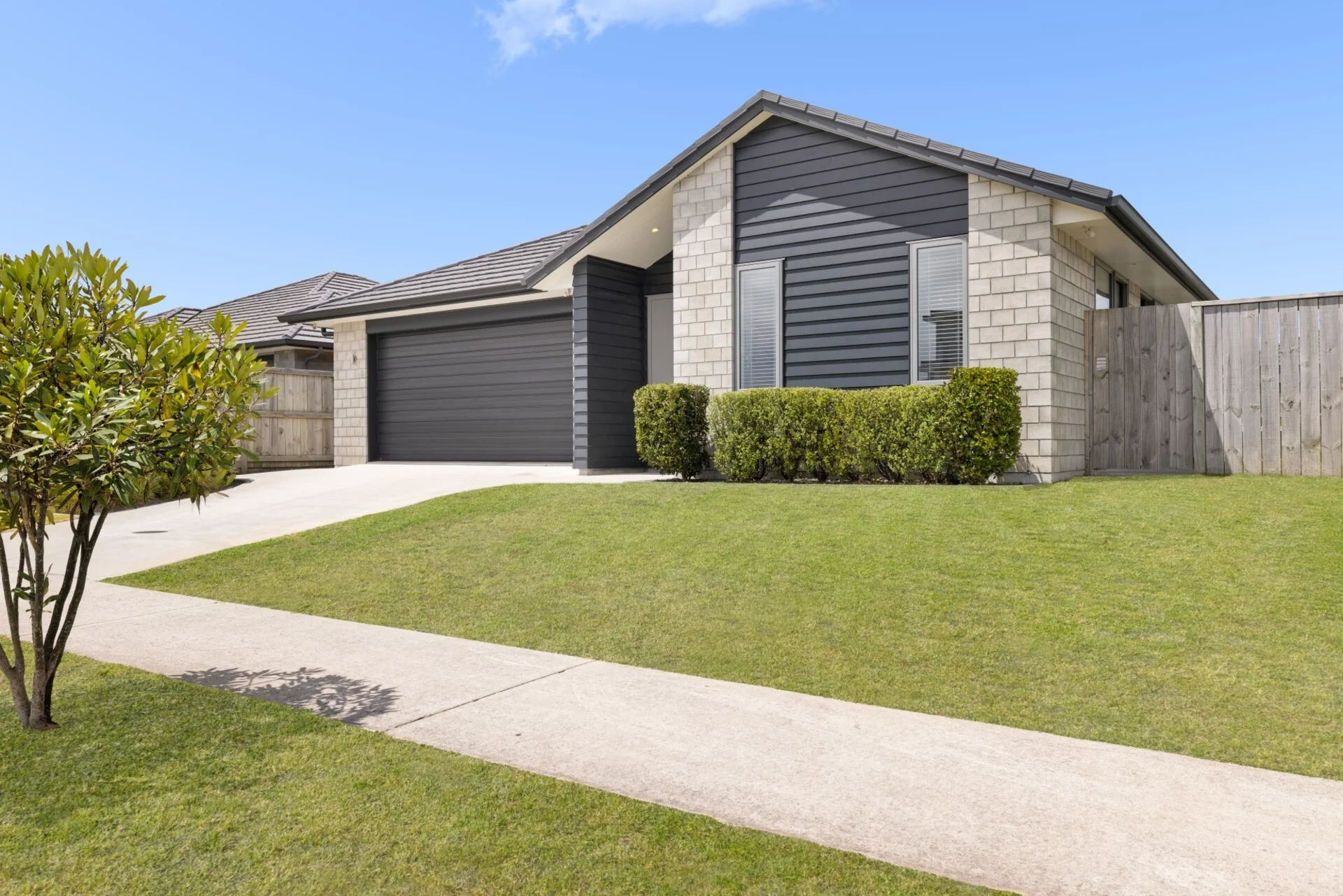 12 Wahaika Way