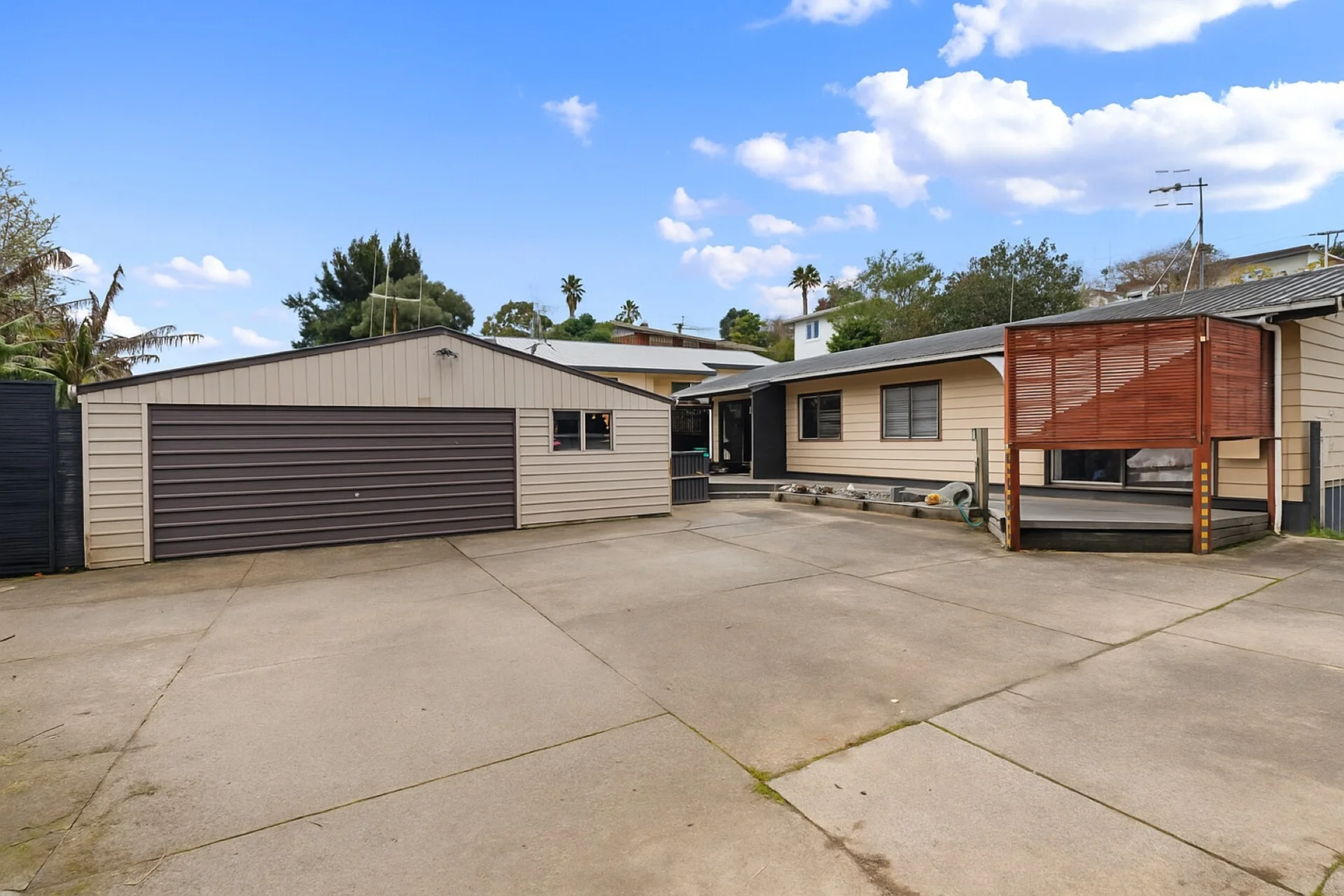 21B Wellesley Grove