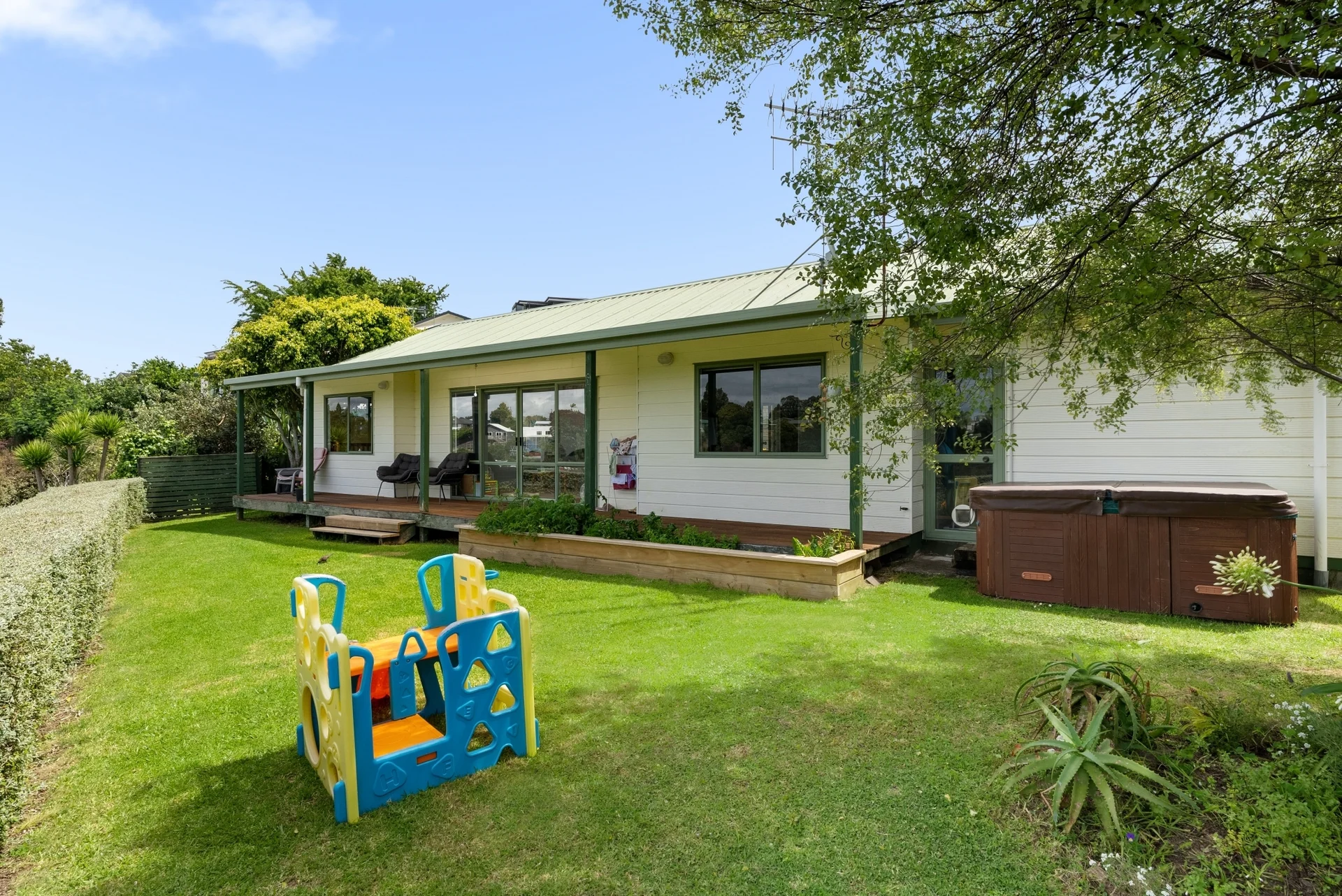 56 Sutherland Road