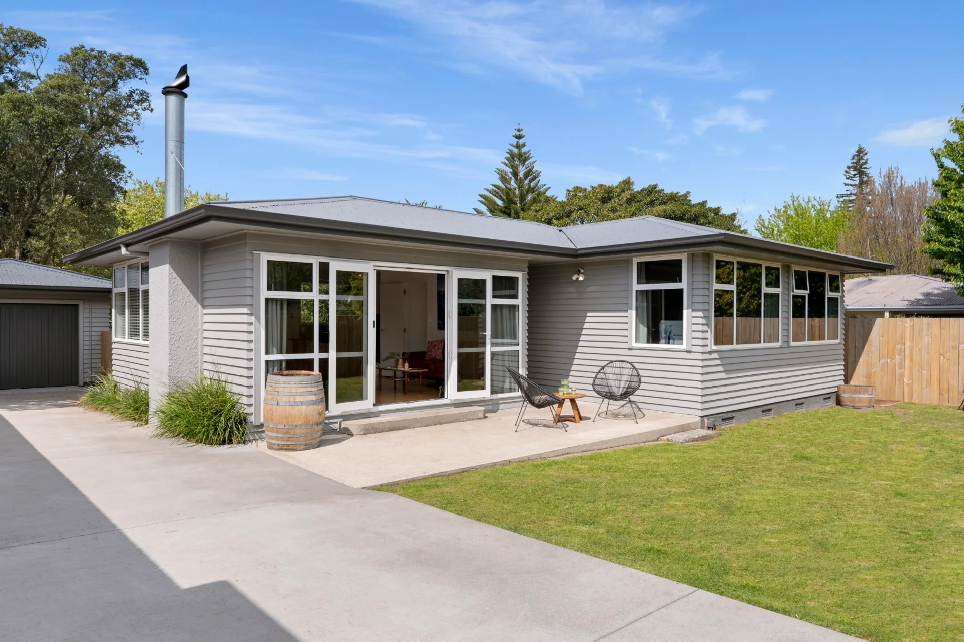 6 Stirling Grove