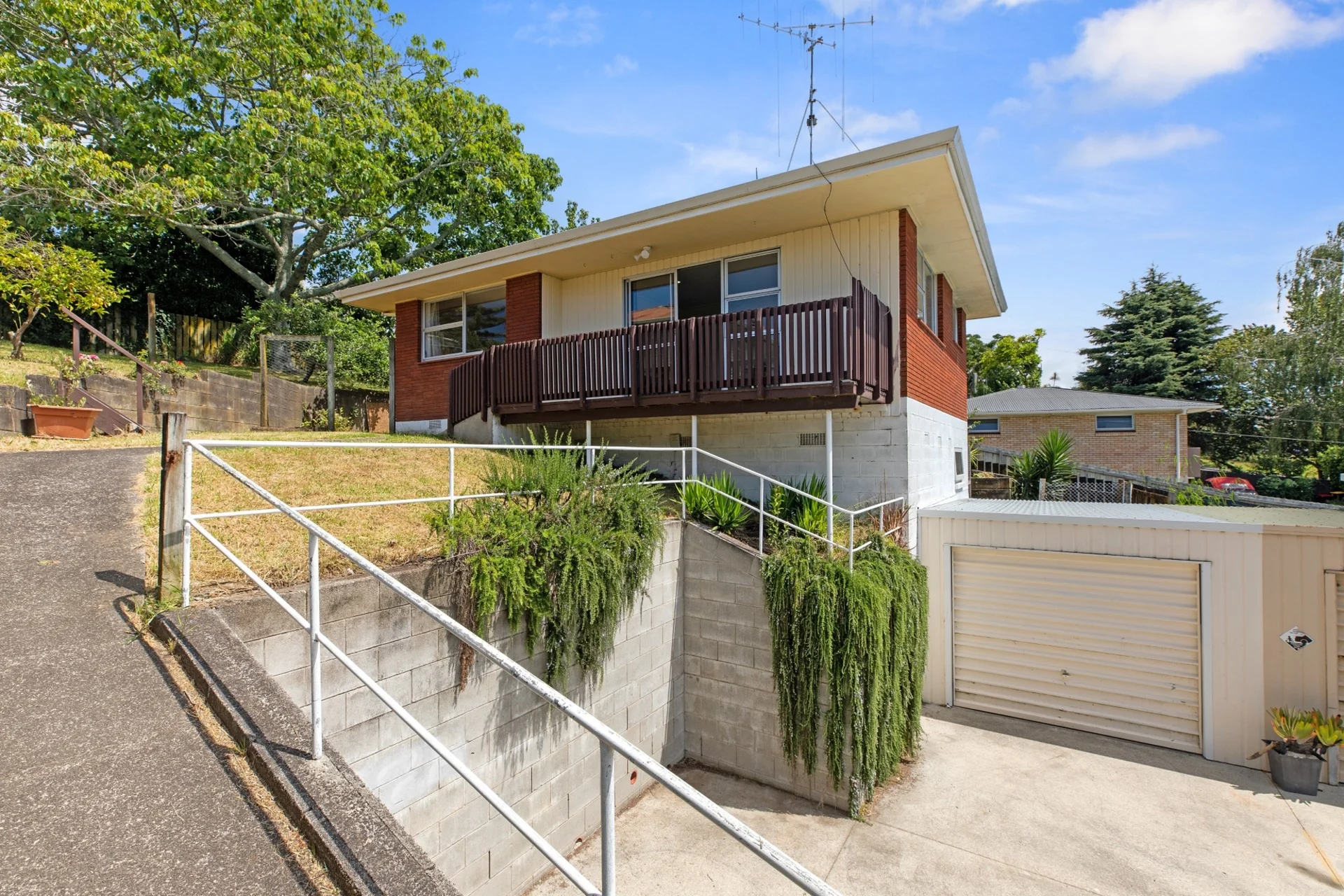 22B Wellesley Grove
