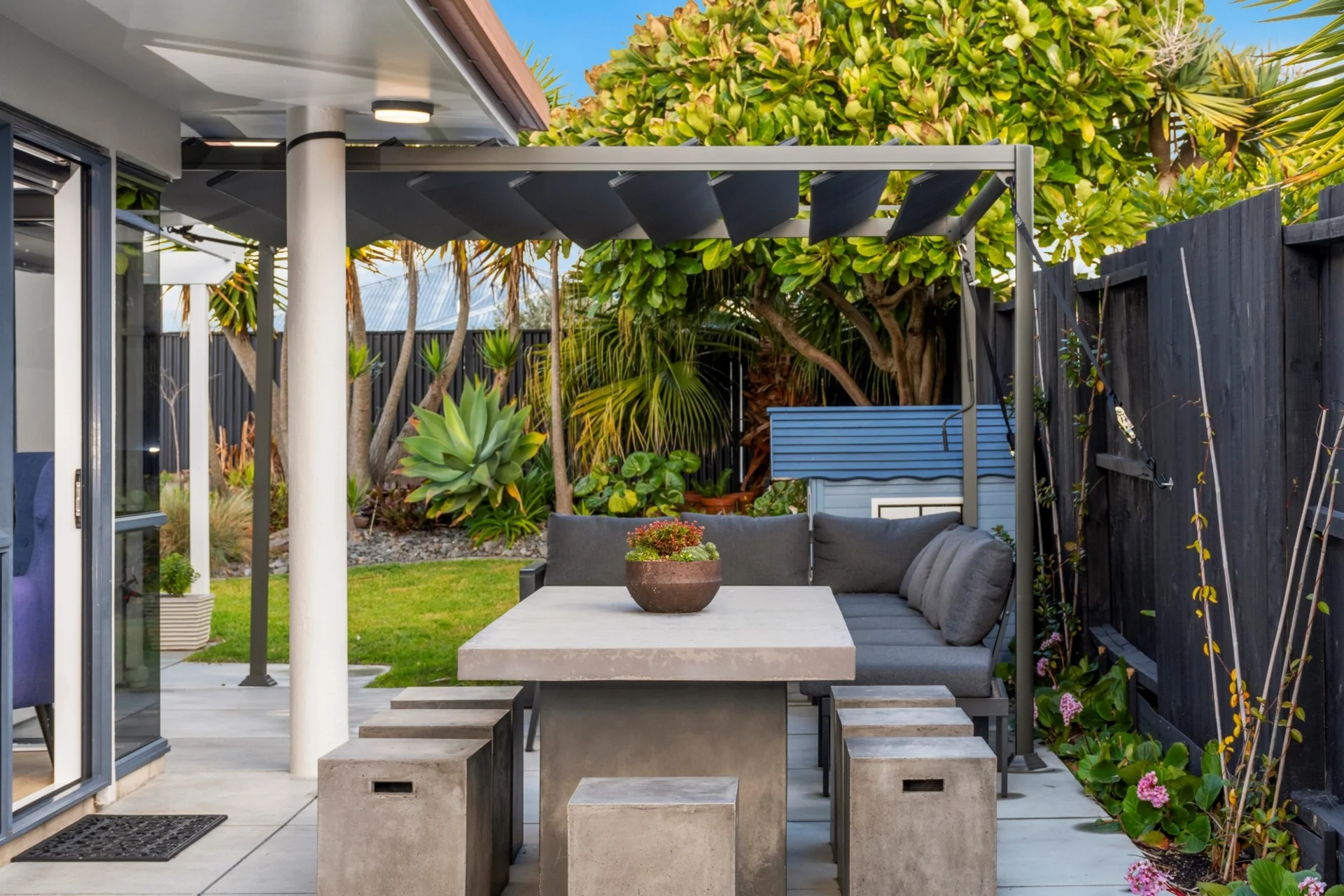 46 Katerini Grove
