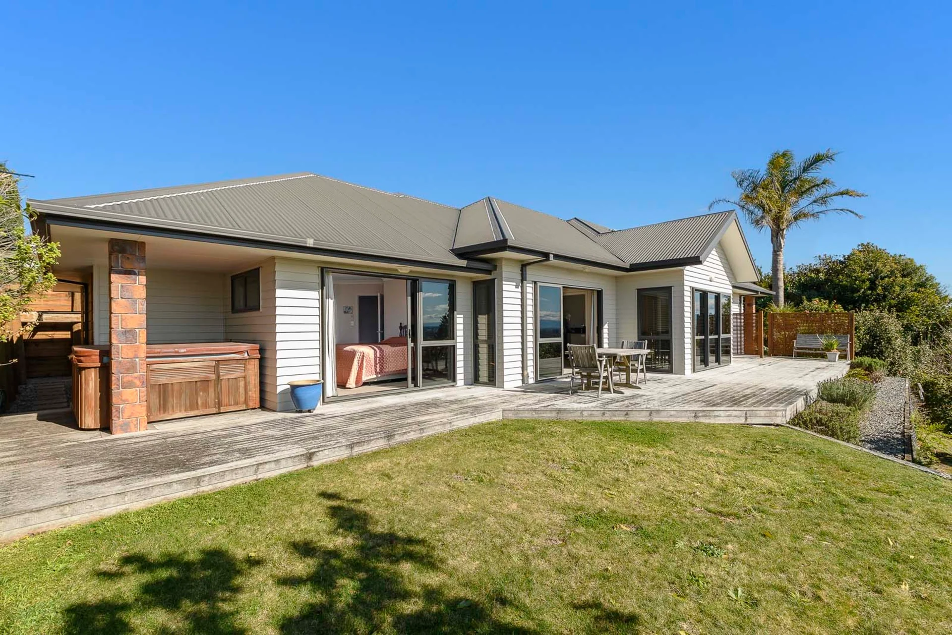7 Tobacco Hill