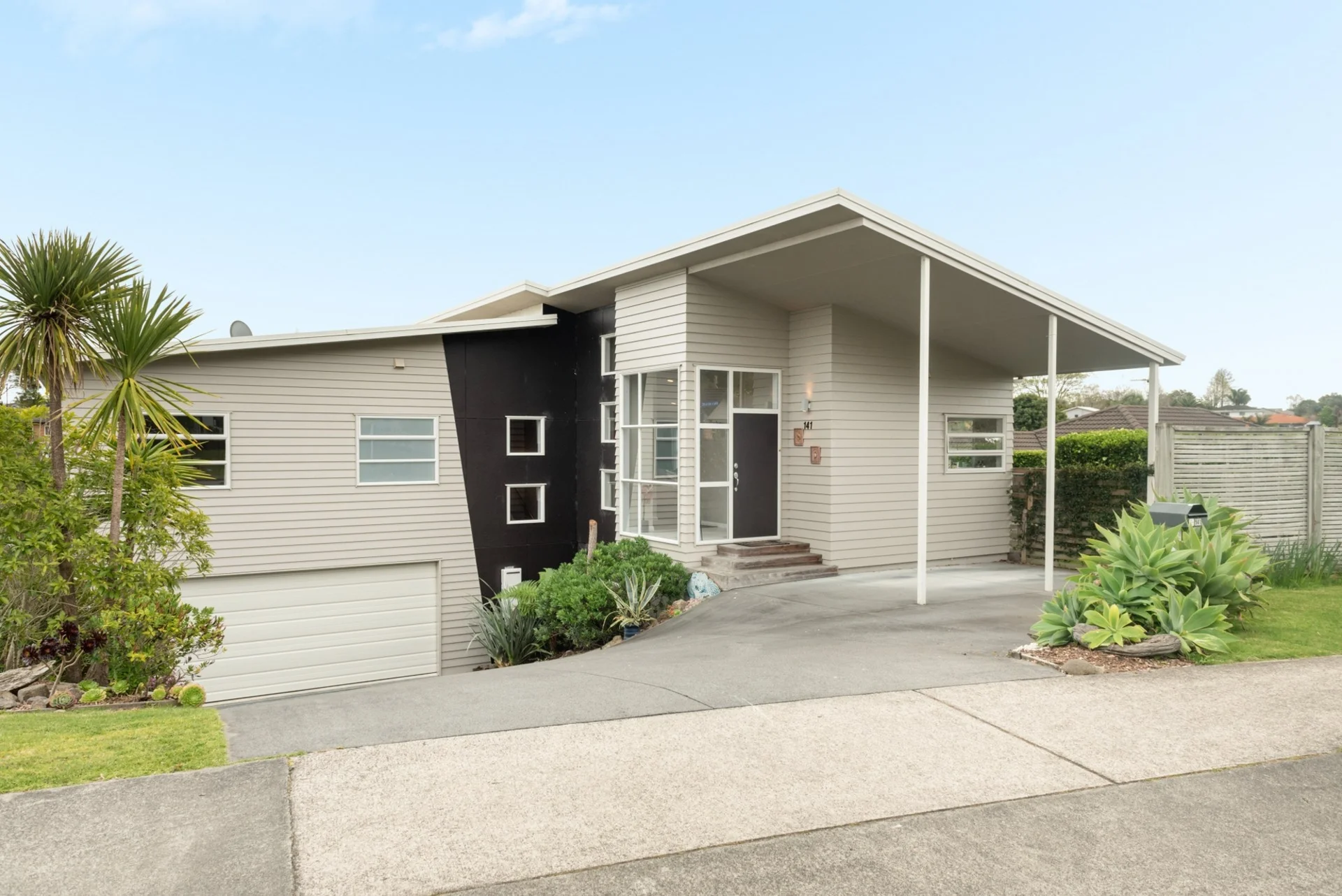 141 Castlewold Drive