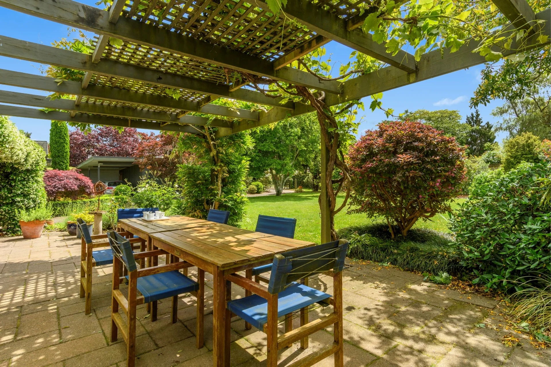 406 Snodgrass Road