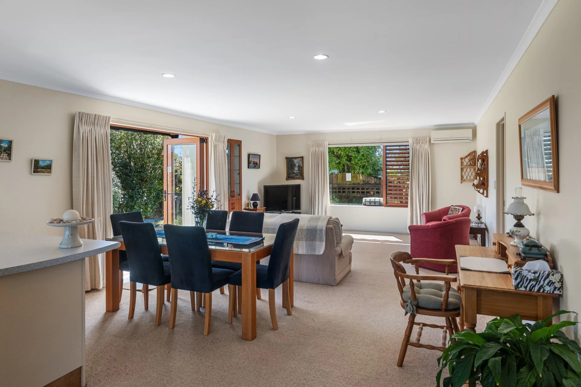 8 Cheyne Road