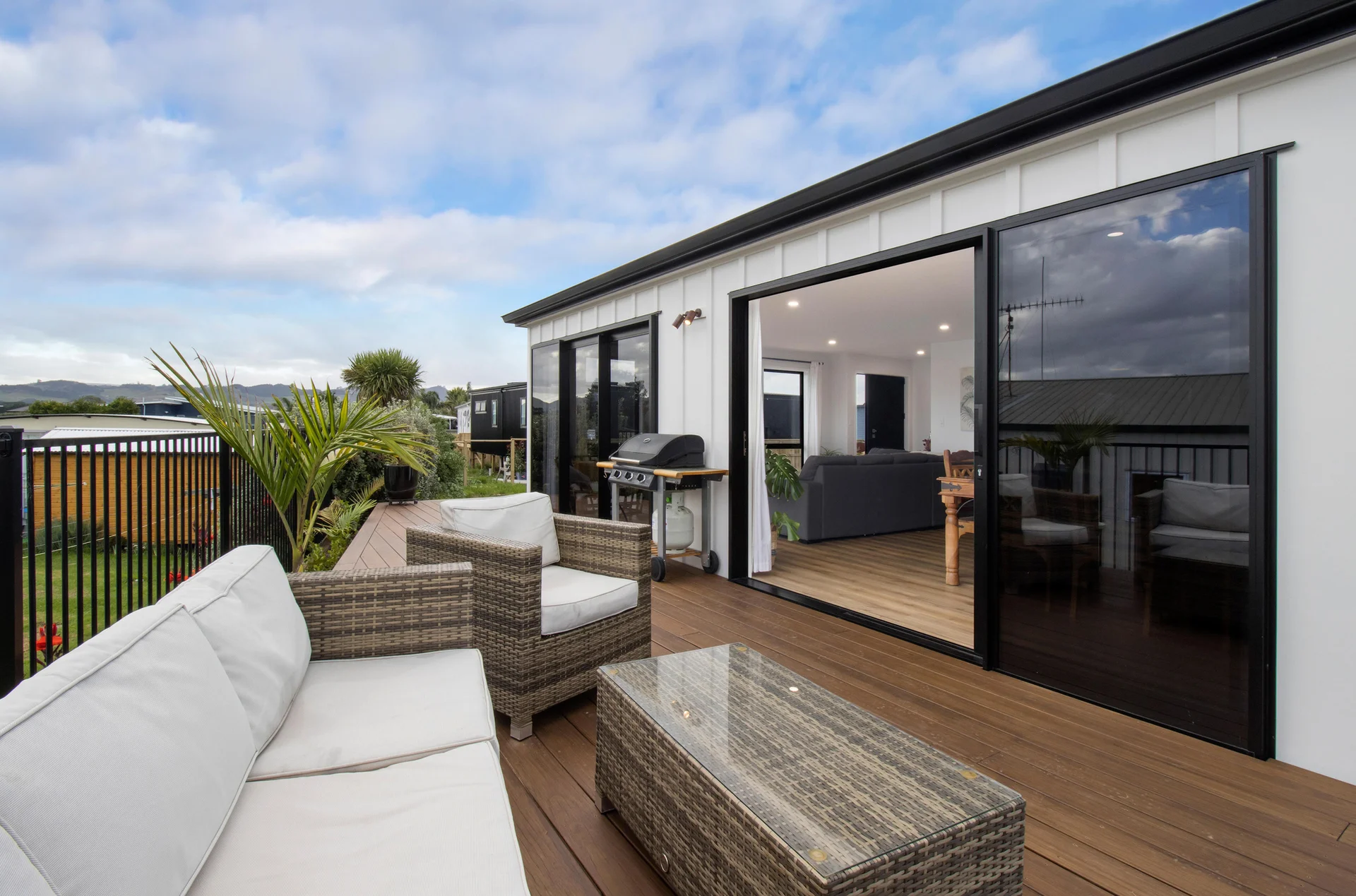 24 Moet Crescent