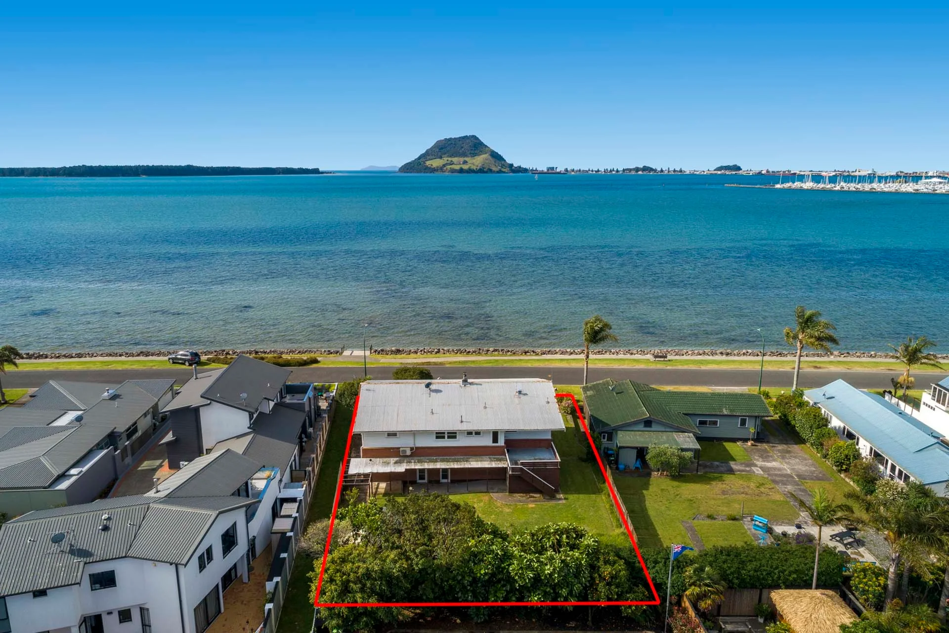 82 Harbour Drive