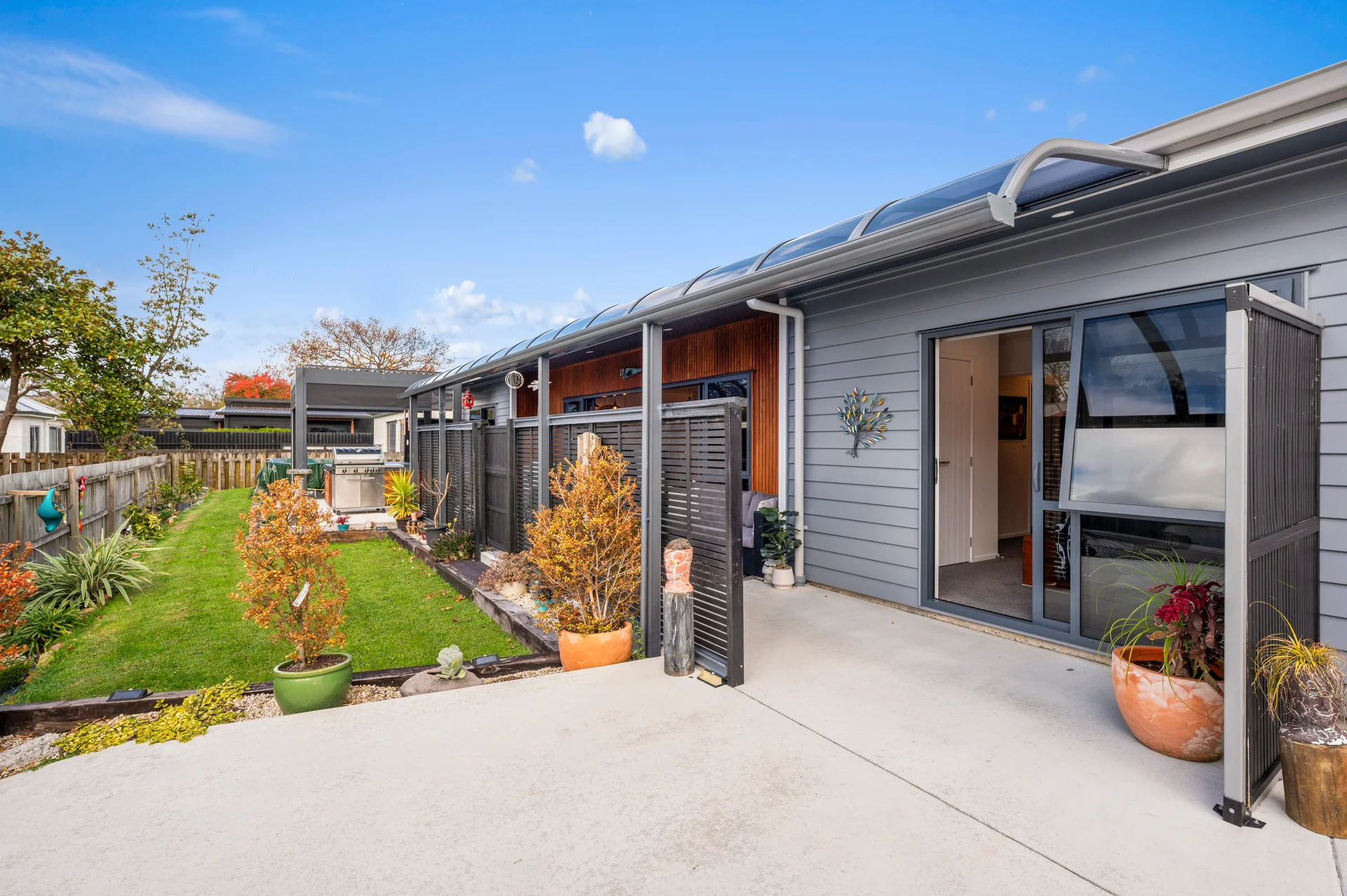 15 Preston Road