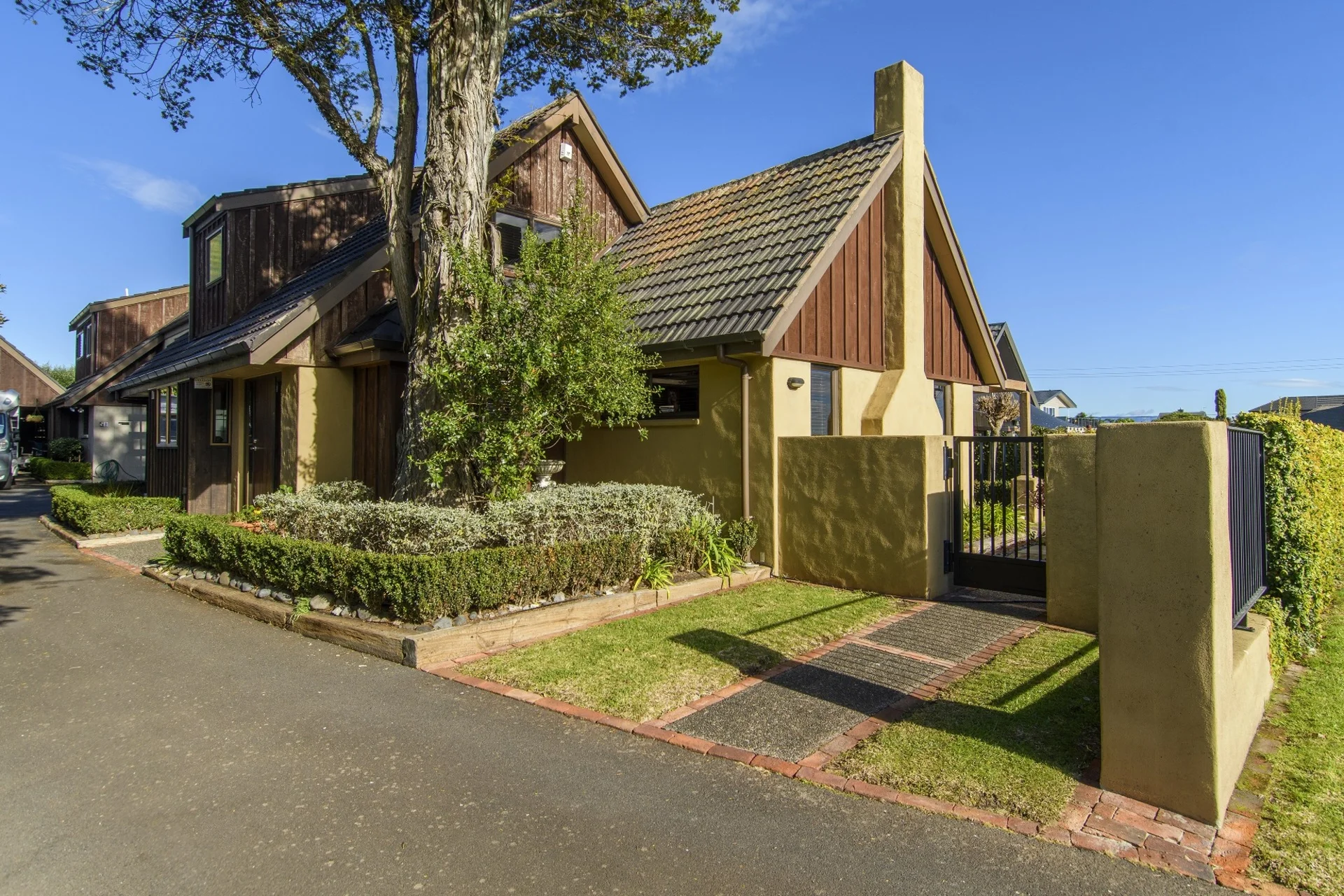 5A Hinewa Road