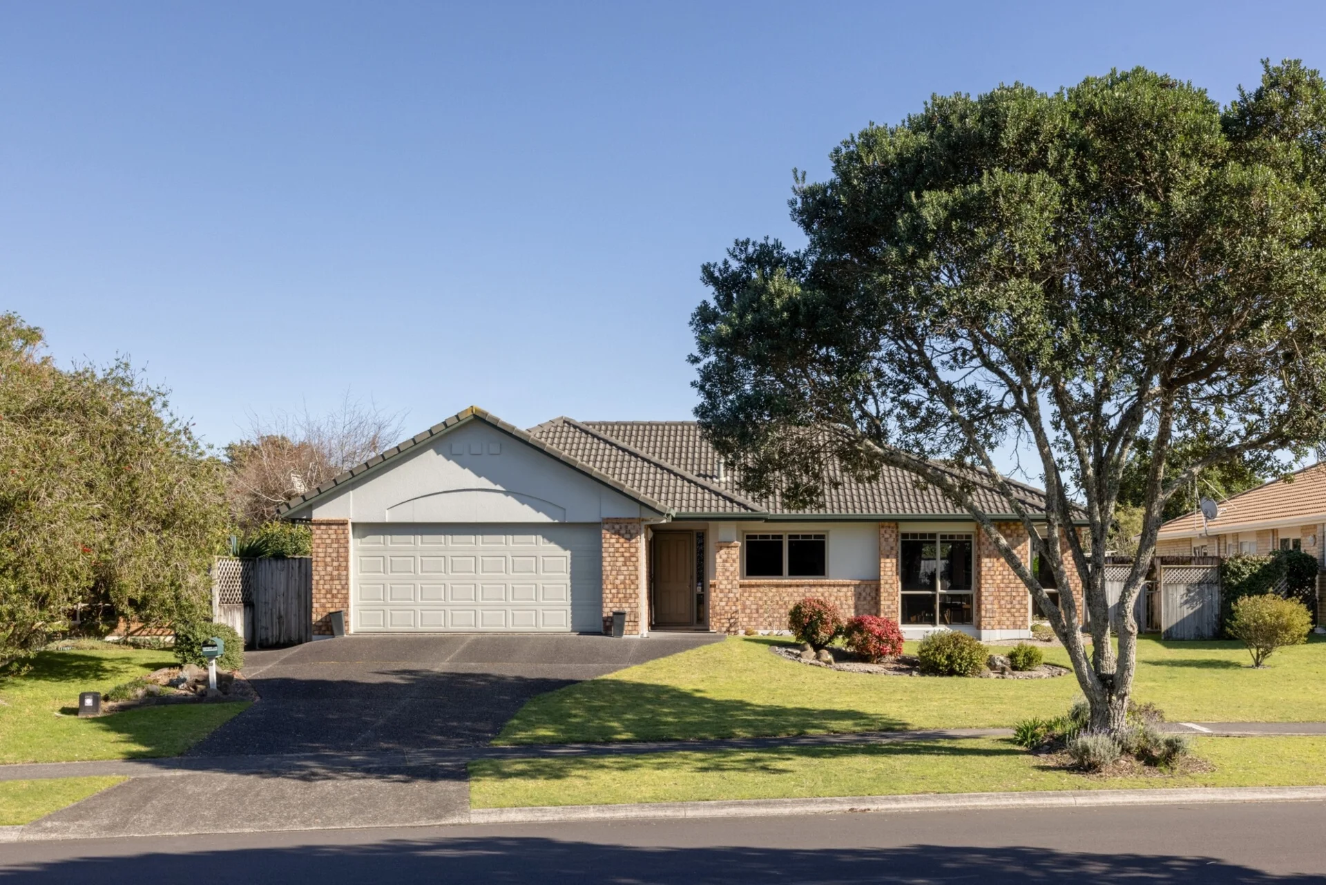 39 Santa Barbara Drive