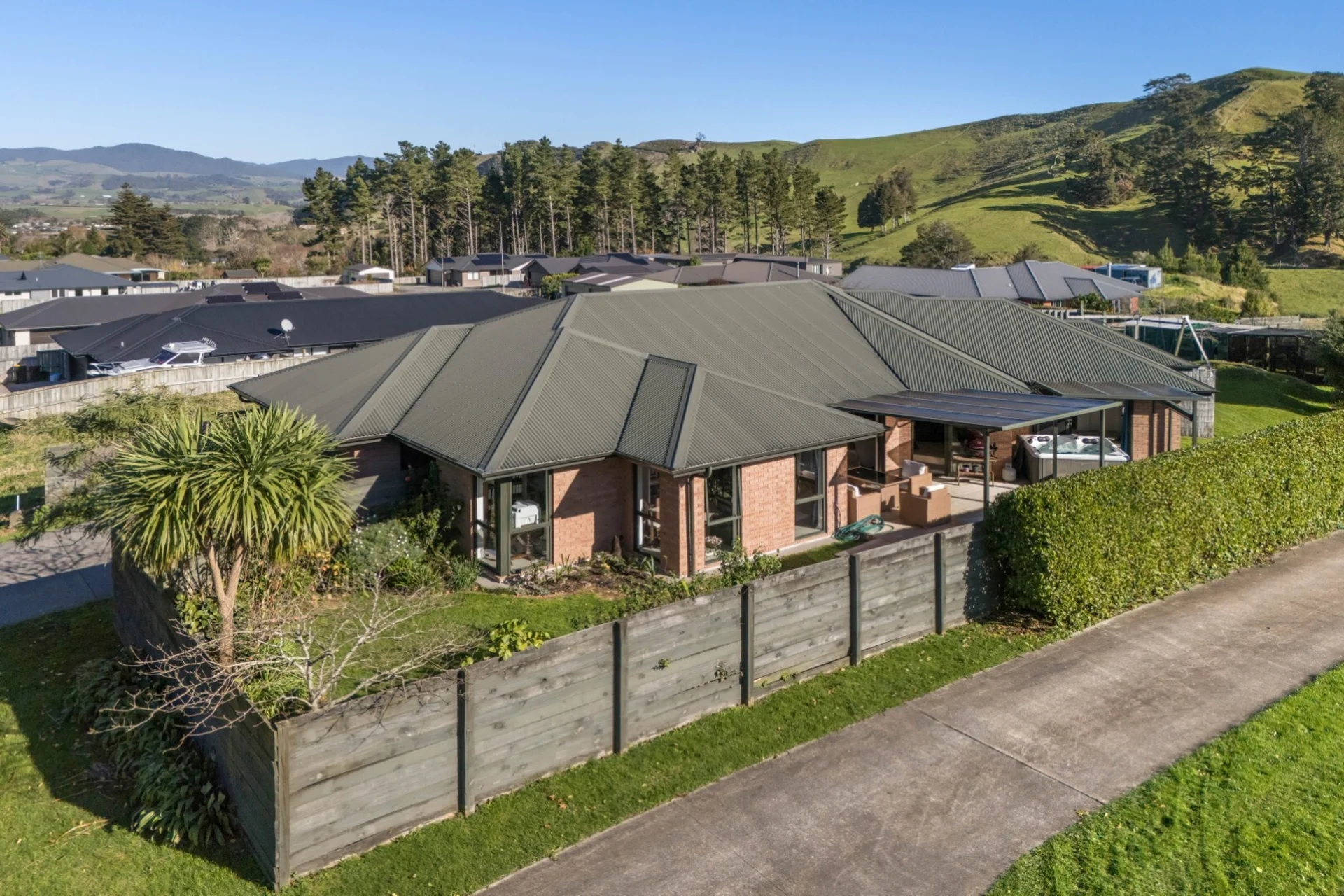 25 Thorn Road