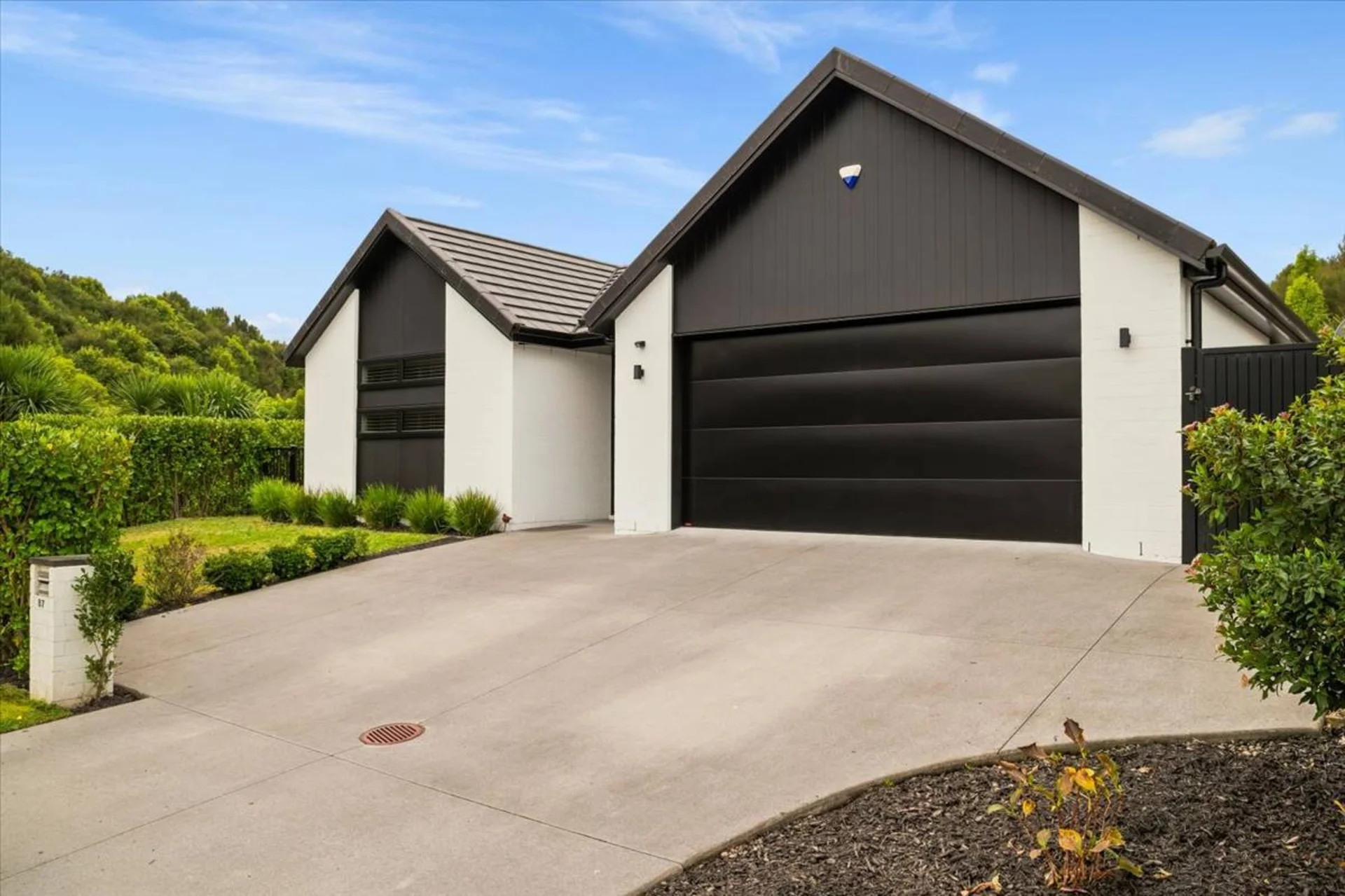 87 Pakanga Grove