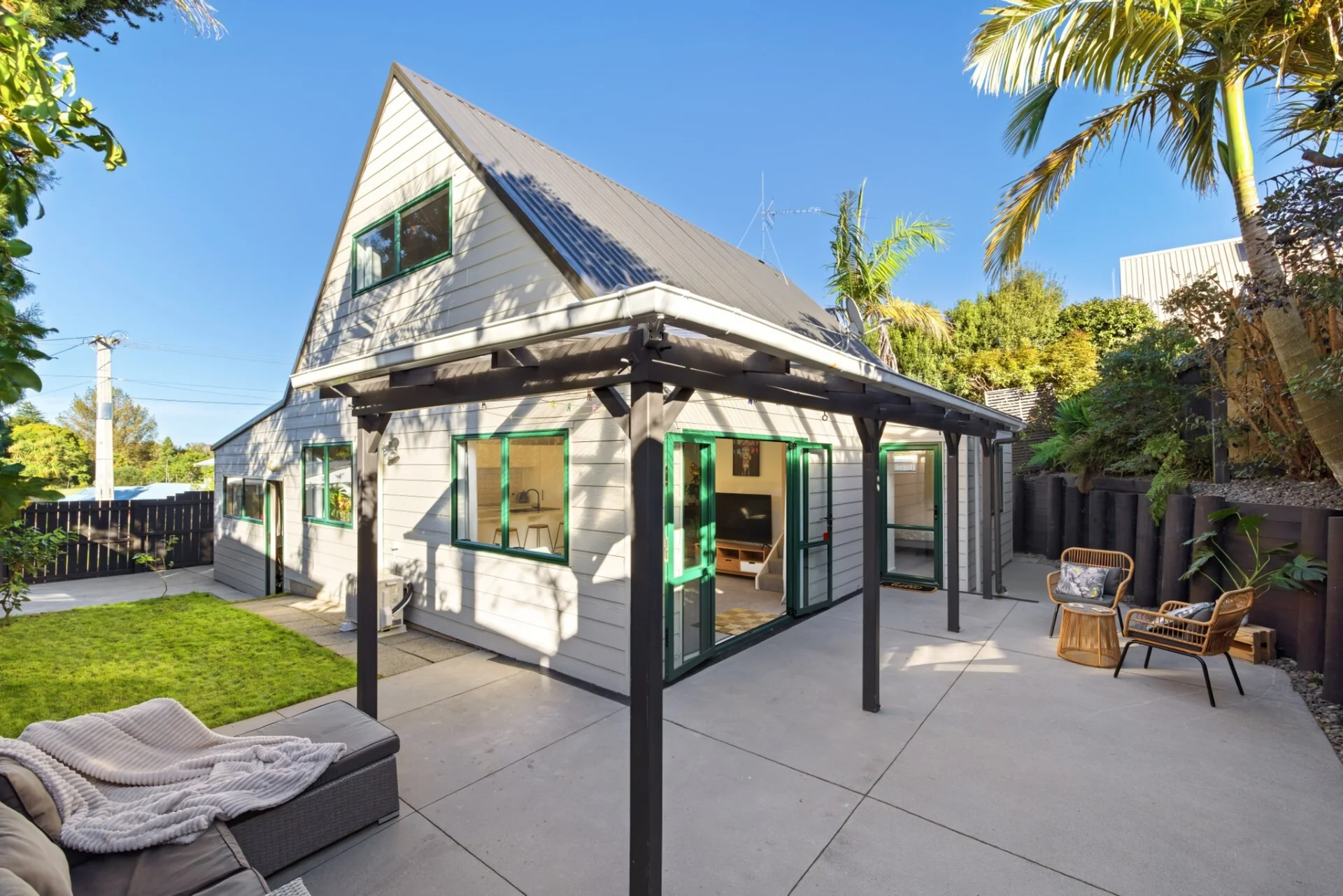 37A Meadowland Street