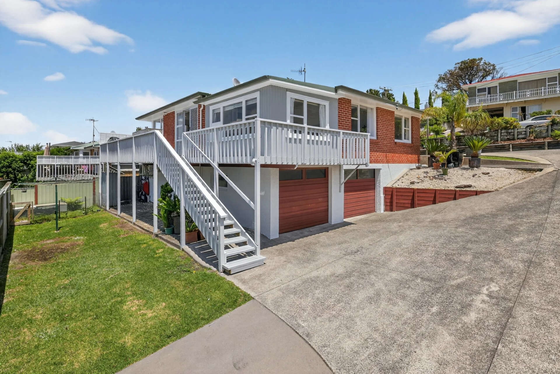 2 Fern Way