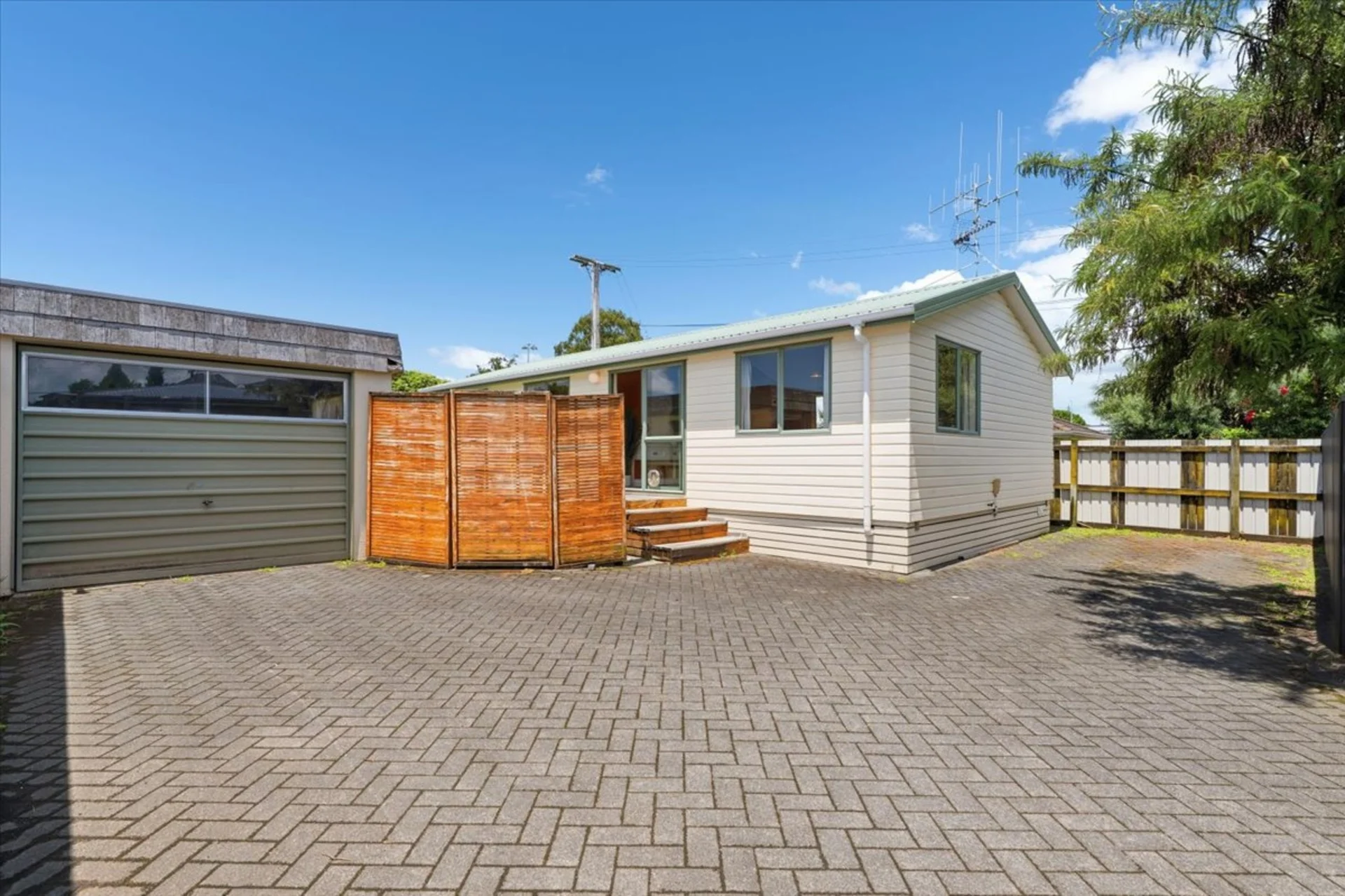 89B Windsor Road