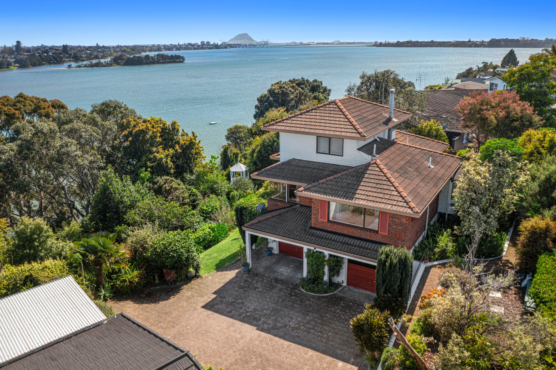 45 Ririnui Place