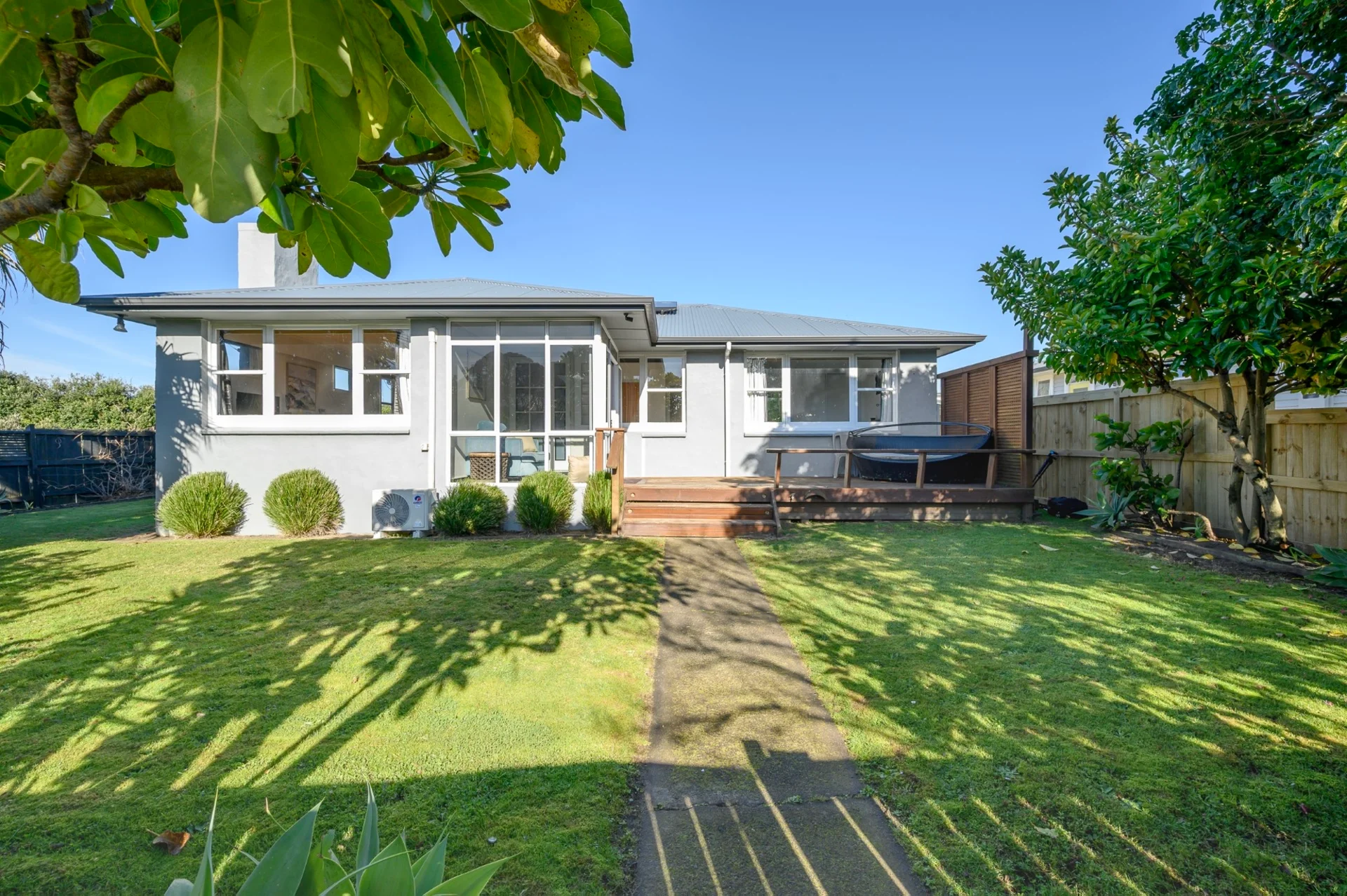 68 Links Avenue