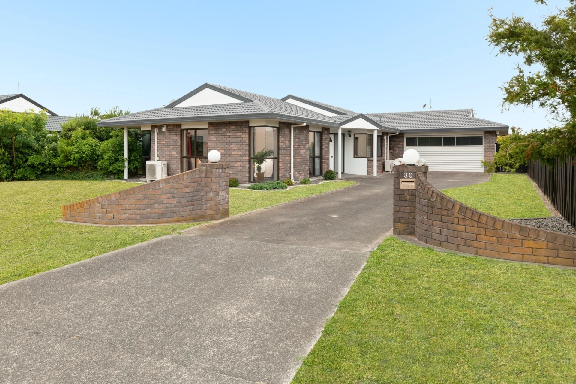 30 Hibiscus Avenue