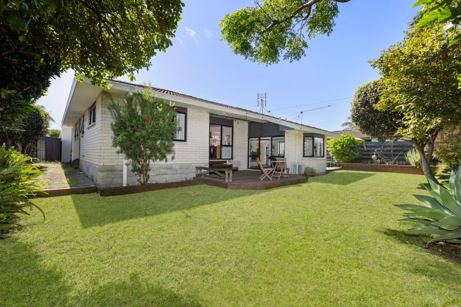 228B Valley Road