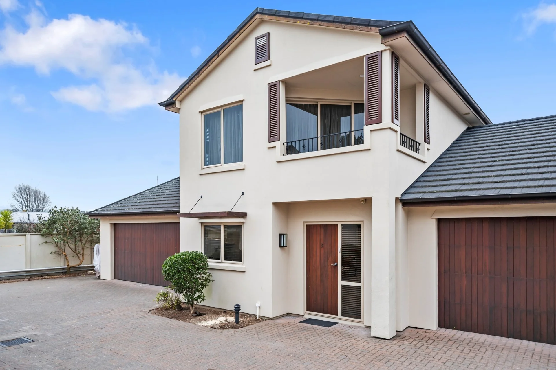 1328 Pukuatua Street