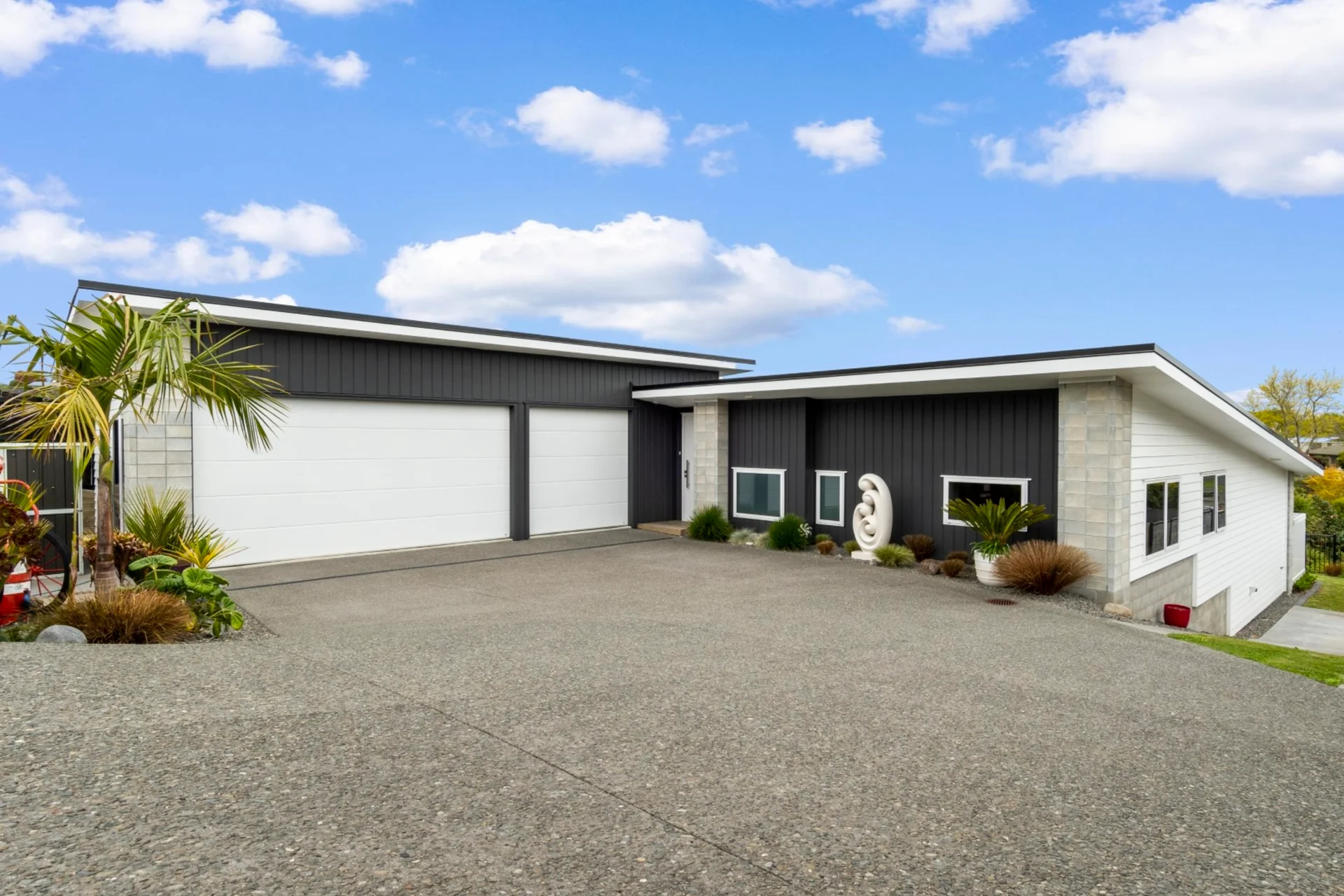 103 Castlewold Drive