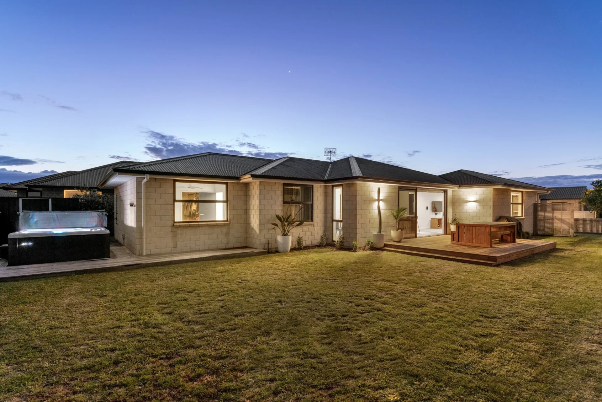 11 Livingstone Drive