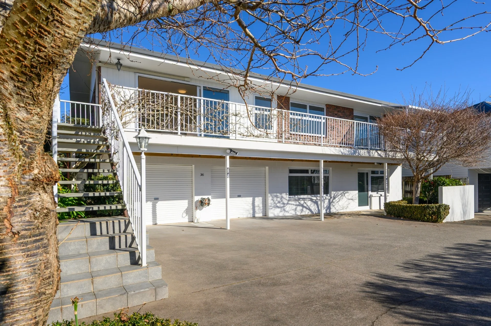 36 Eaton Crescent