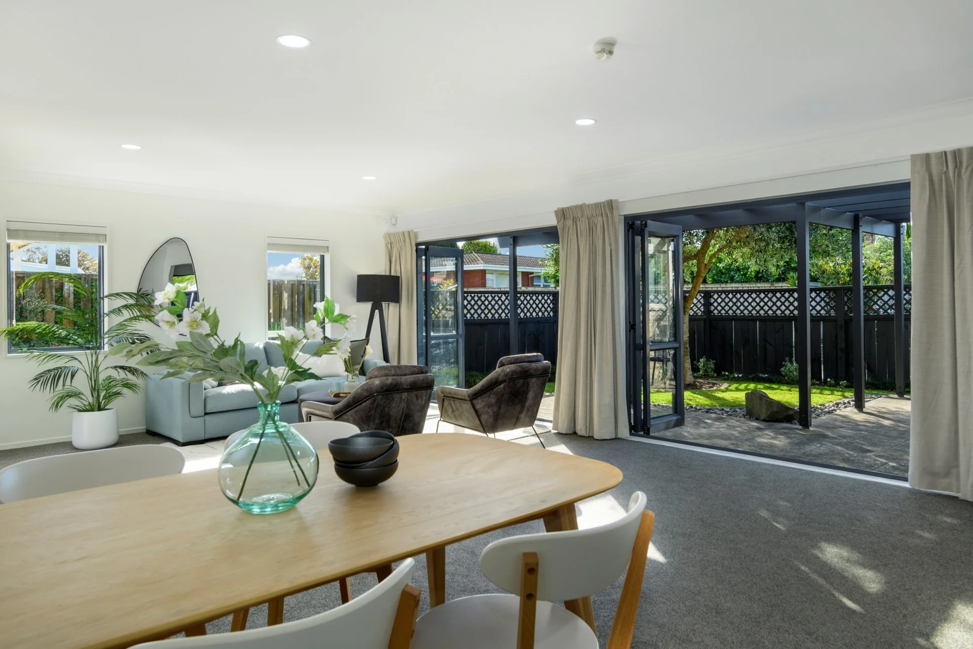 8A Longwood Lane