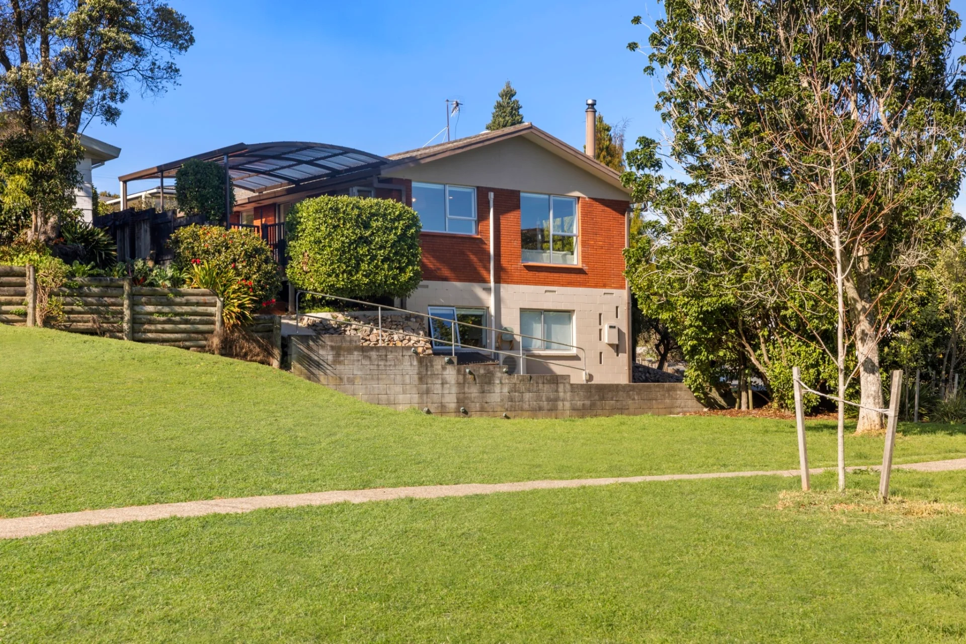 1 Rutherford Street
