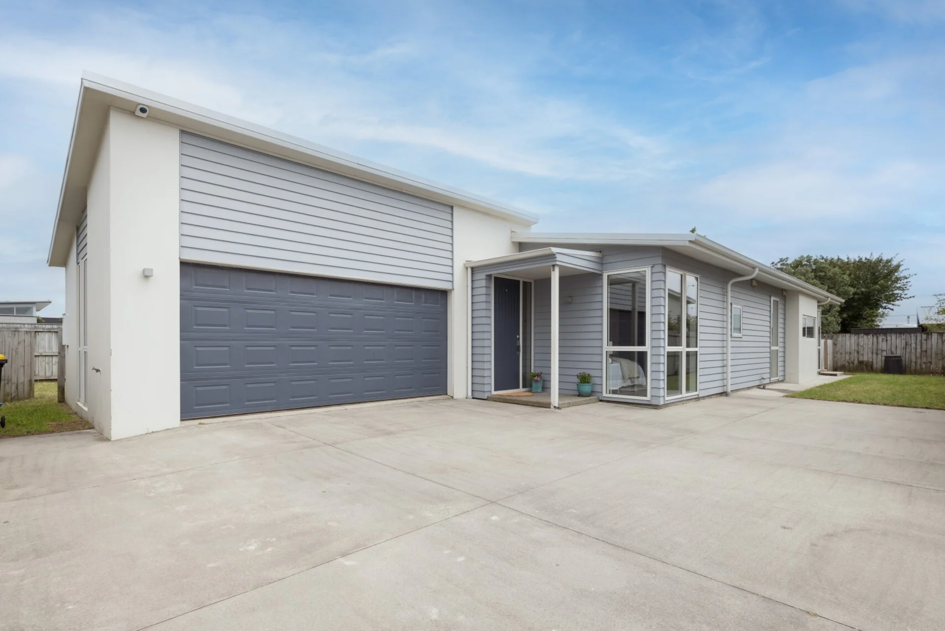 15 Spinifex Street
