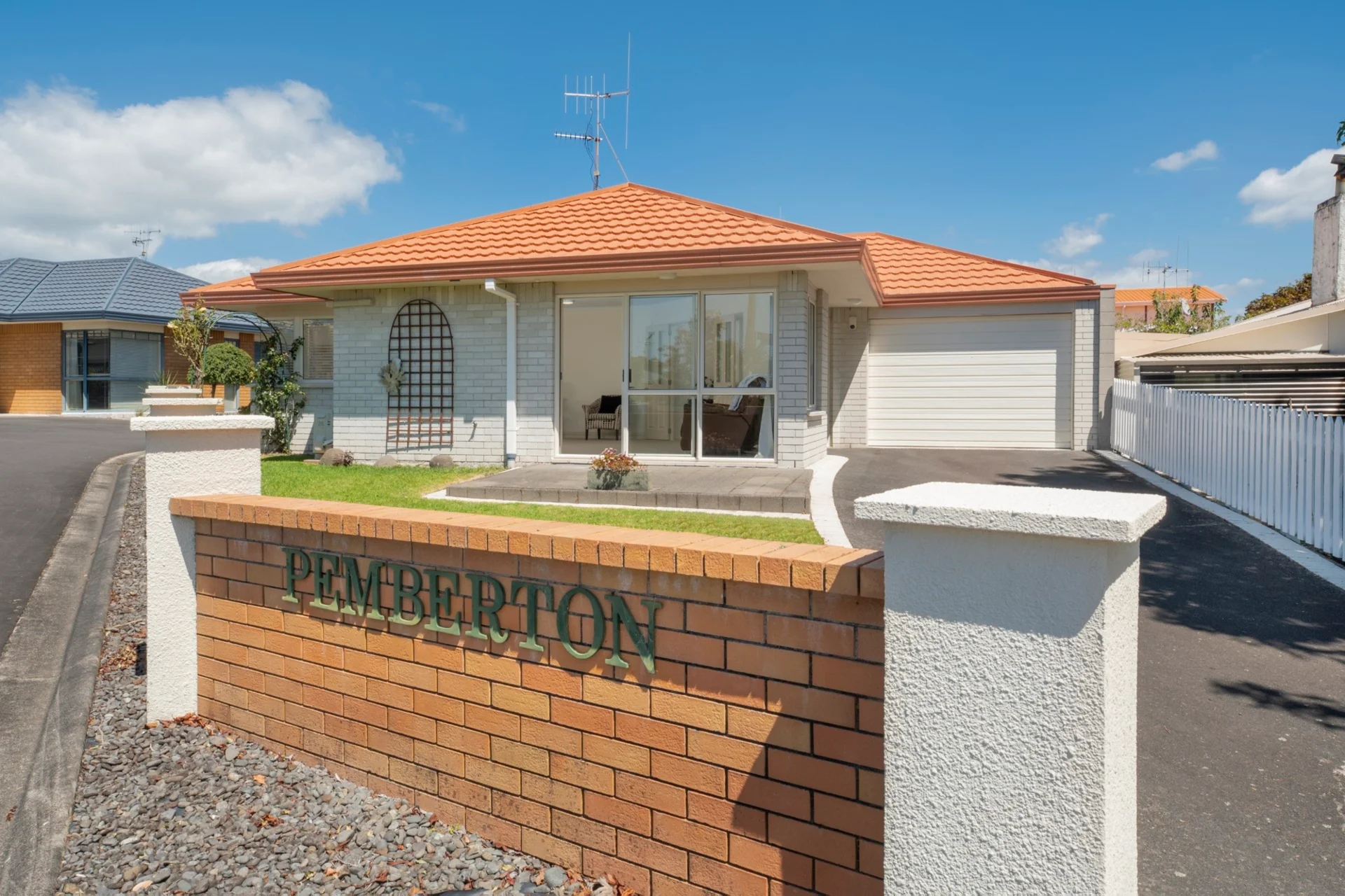 7/42 Pemberton Crescent