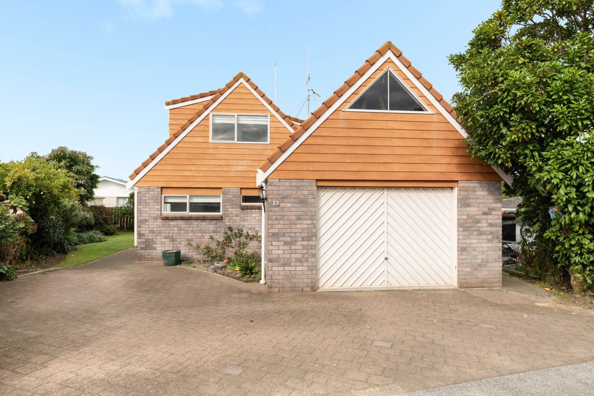 23 Cedar Grove