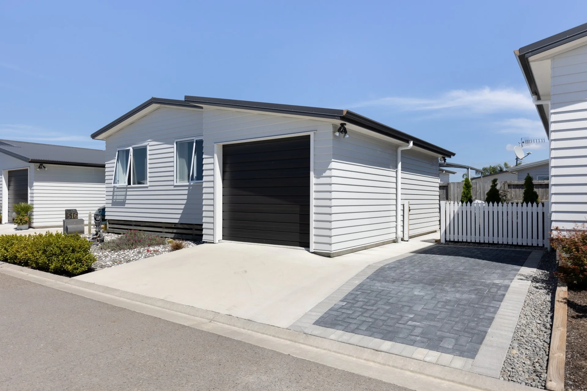 516/11 Kamahi Crescent