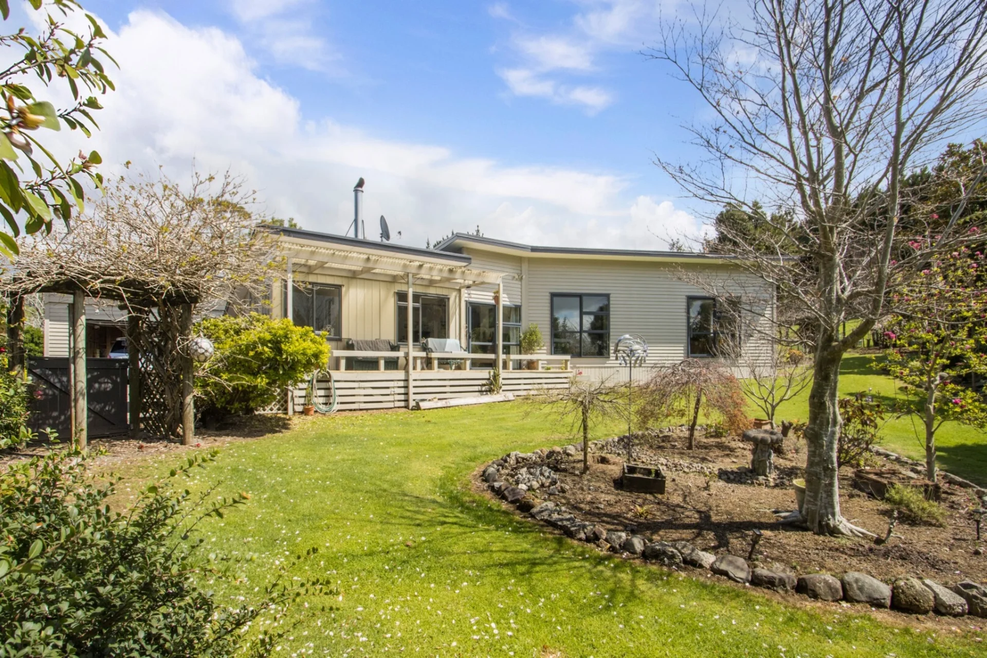 397 Busby Road